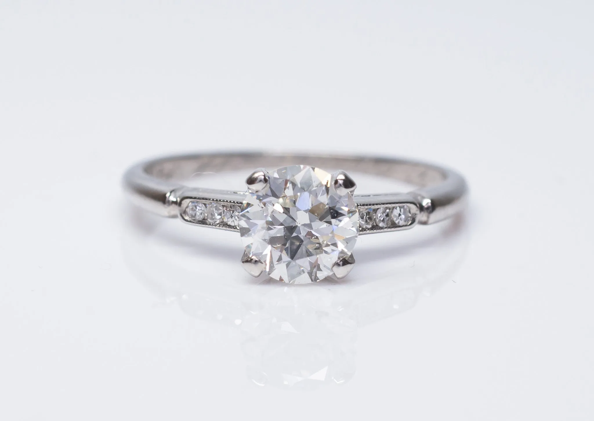 0.95CT ART DECO OLD EUROPEAN CUT DIAMOND SOLITAIRE WITH ACCENTS
