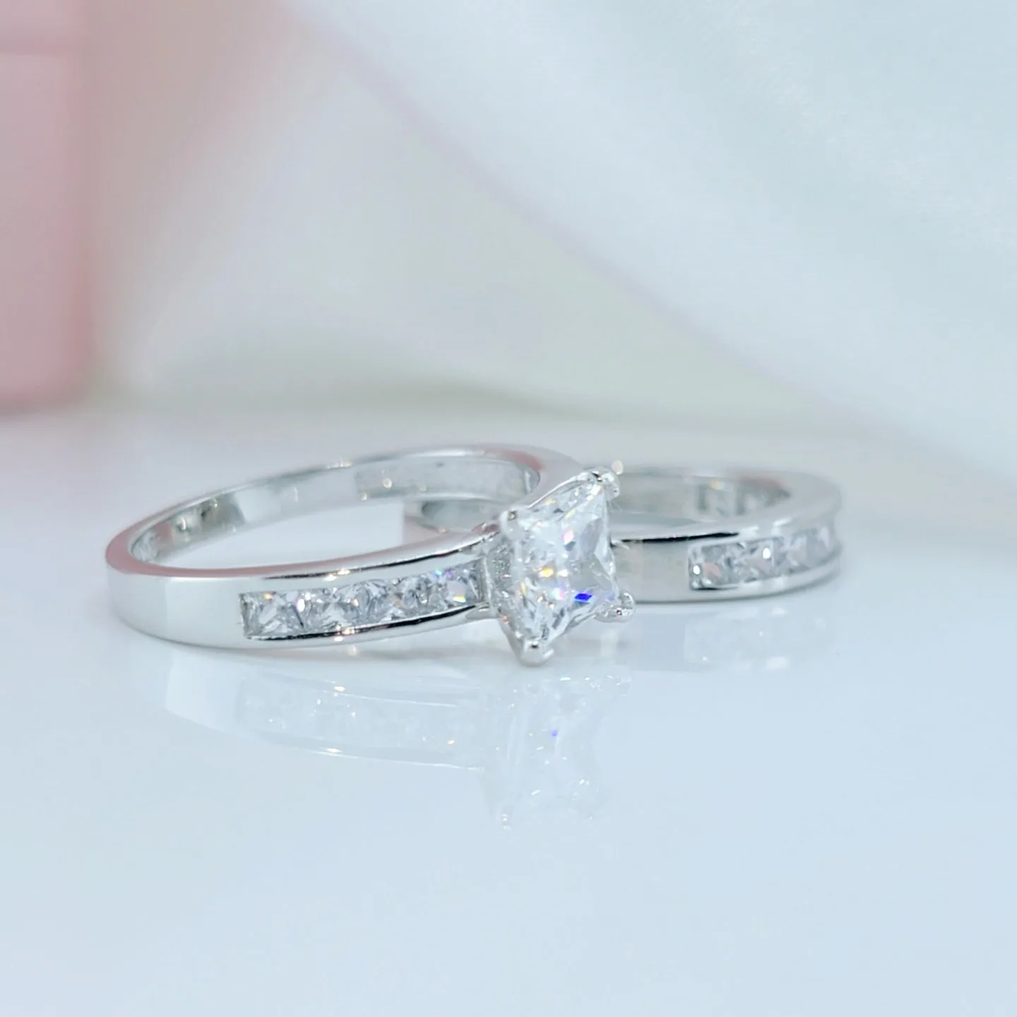 1.0 Ct Princess Cut Diamond Wedding Engagement Ring Set