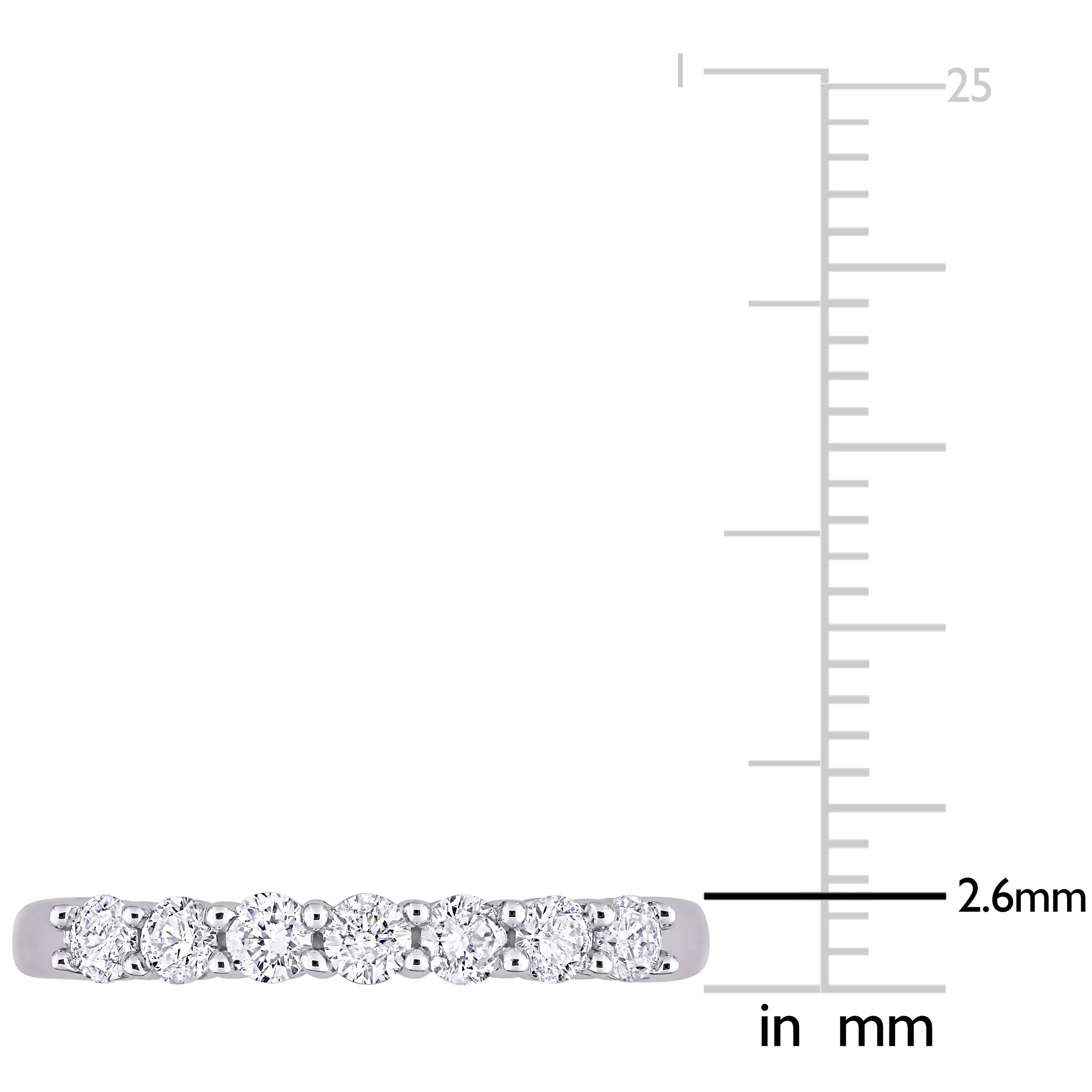 10K White Gold Diamond Anniversary Ring