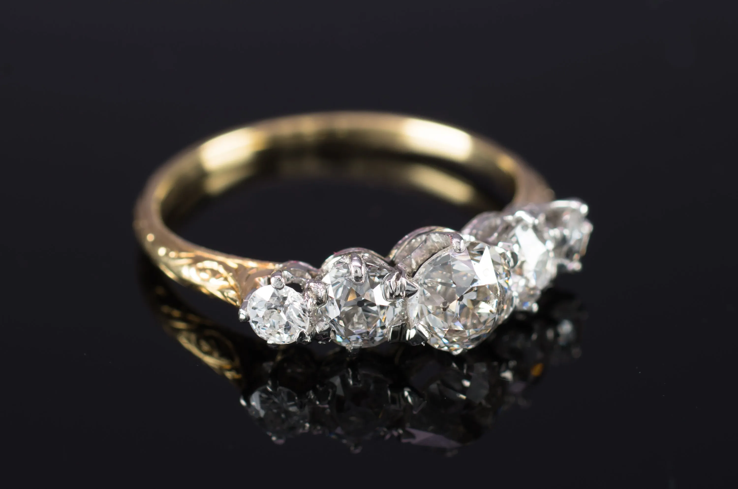 1.31CTW FIVE STONE HALF HOOP BAND