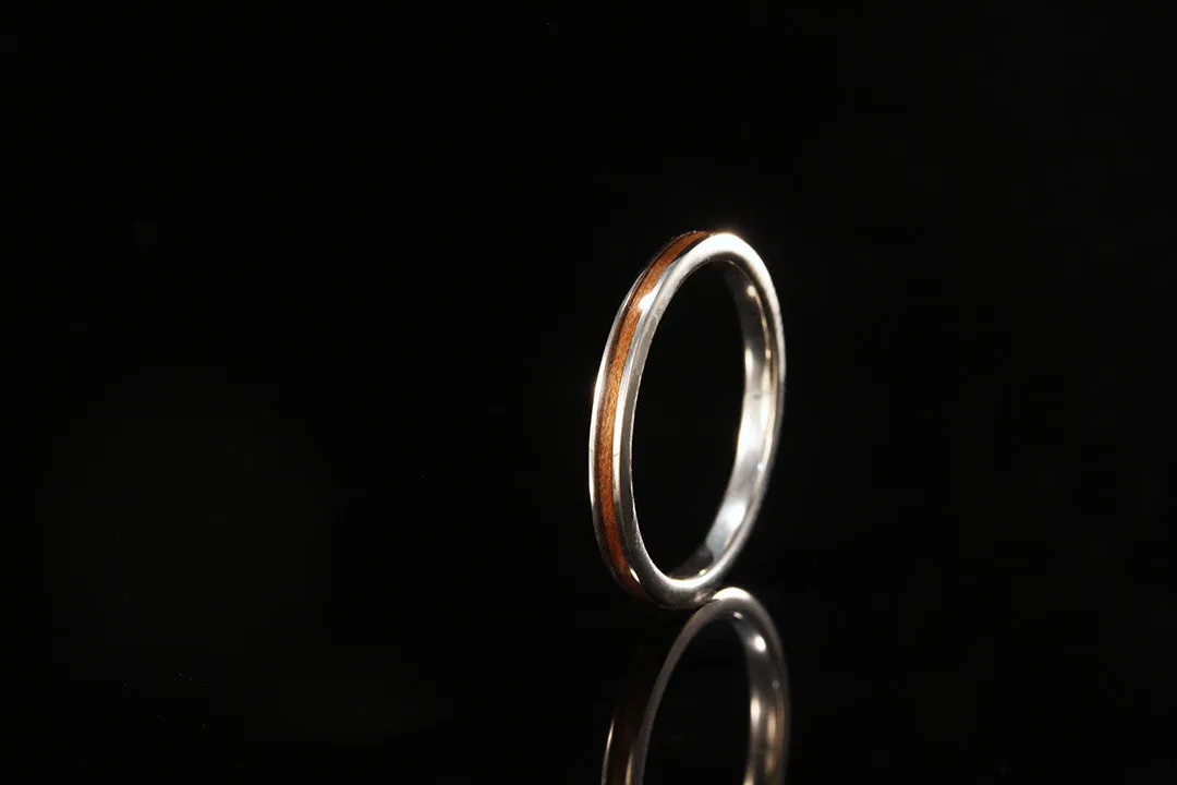 14K WHITE GOLD CHERRY WOOD RING