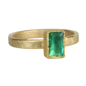 18 & 22K Gold Bezel-Set Rectangular Emerald Ring