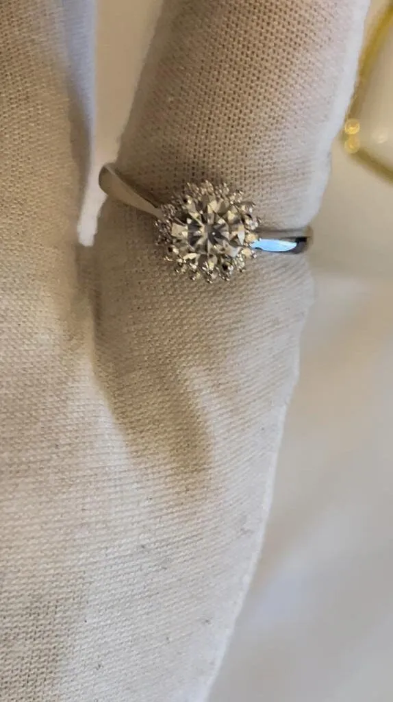 1ct | Womens Moissanite Engagement Ring