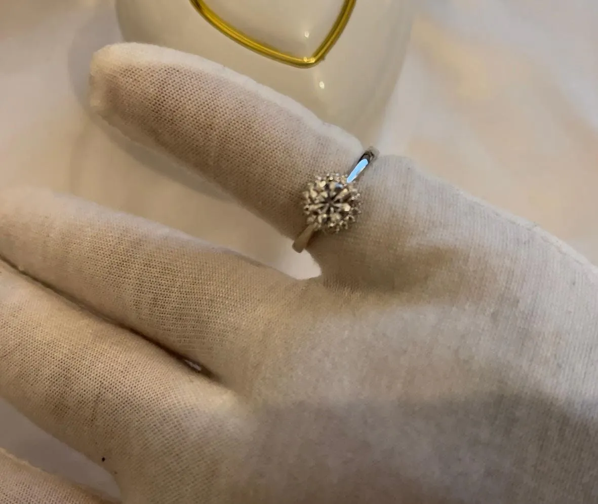 1ct | Womens Moissanite Engagement Ring