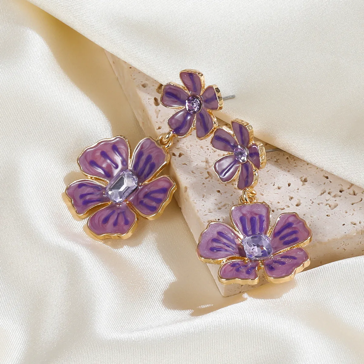 2023Enamel Earrings Flower Eardrops Female European and American High Profile Fashion Alloy Ear Rings Cross-Border Wholesaleearring