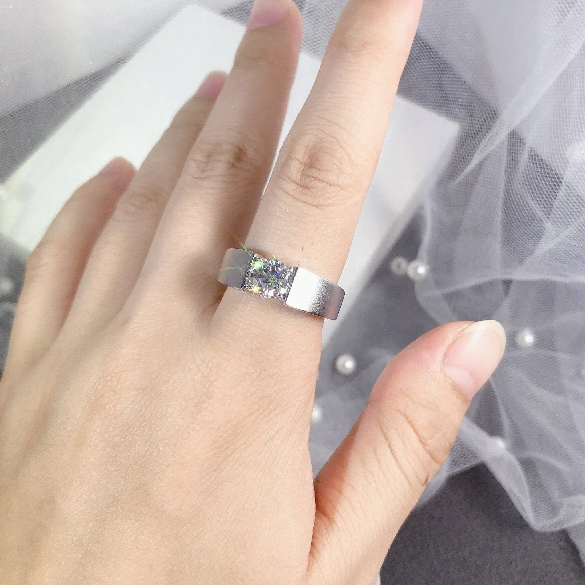 6.5mm Round Diamond Antique Men's Ring