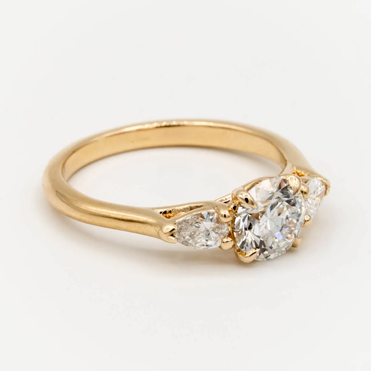 Acacia Diamond Ring | 1 ct Lab-Grown Diamond | 14k Yellow Gold