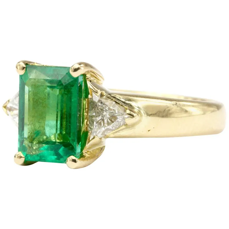 AGL Report 2 CT Brazilian Emerald & Diamond Ring Size 6