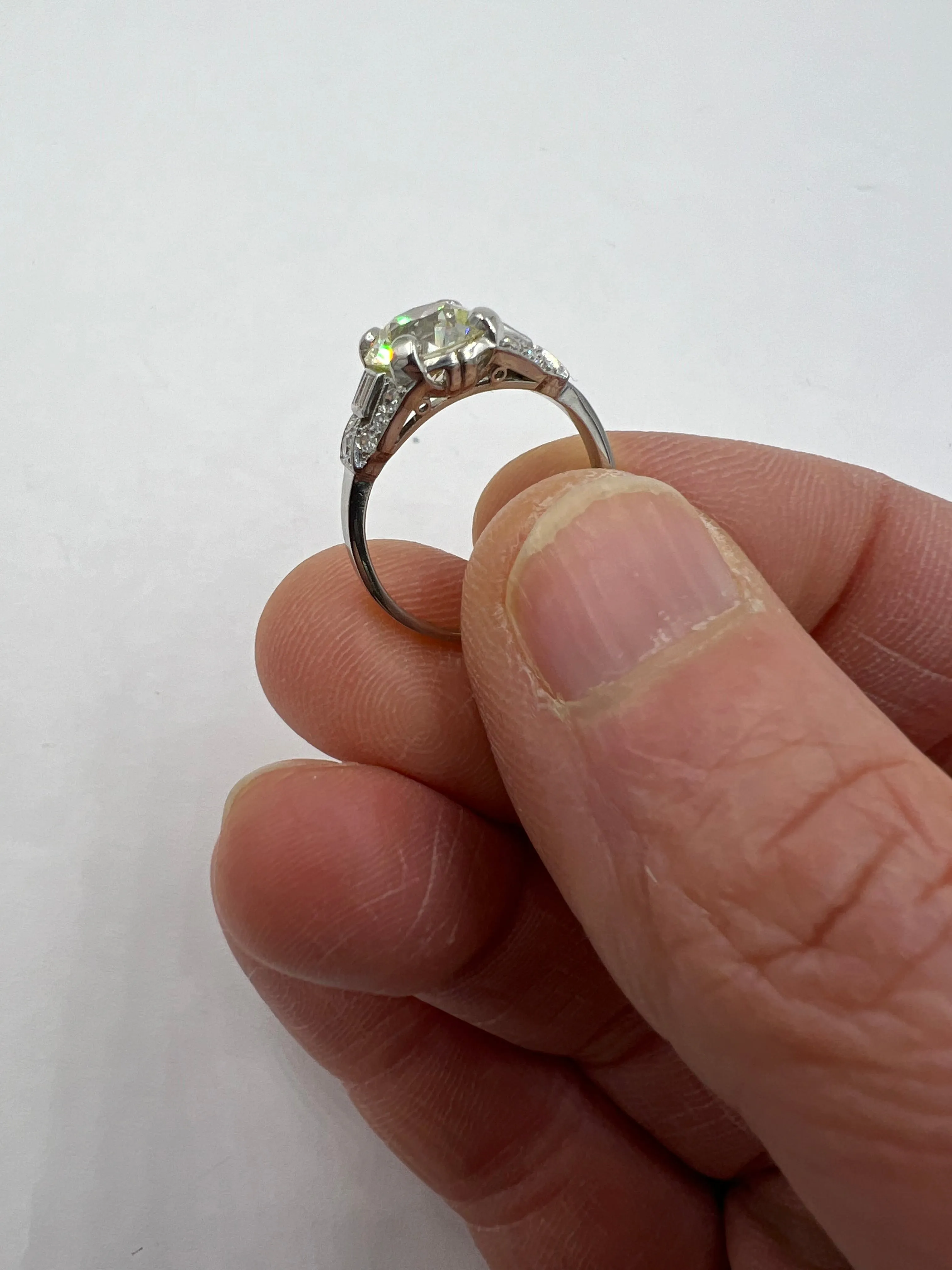 Art Deco 2.20 Carat Diamond Platinum Engagement Ring