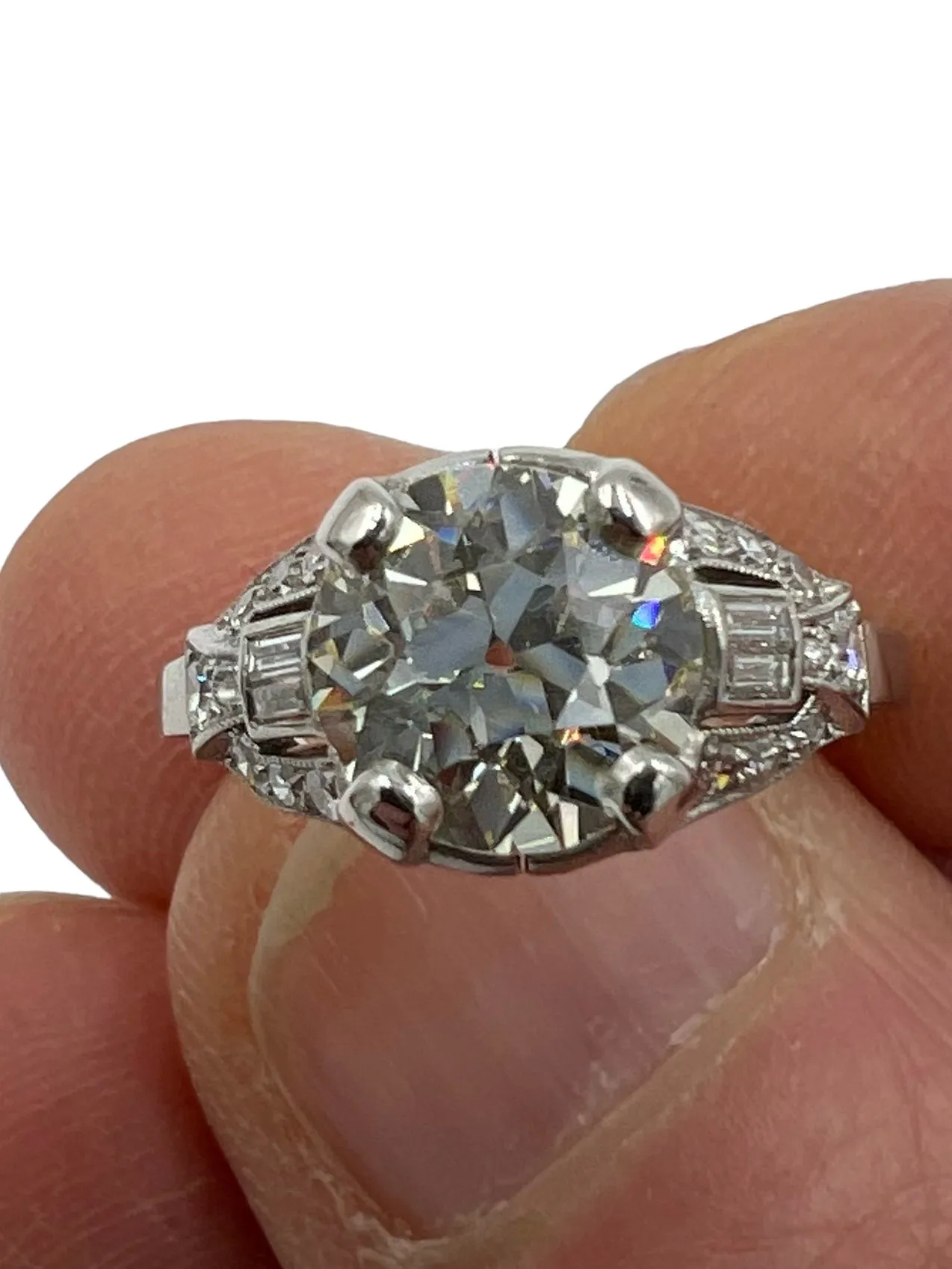 Art Deco 2.20 Carat Diamond Platinum Engagement Ring