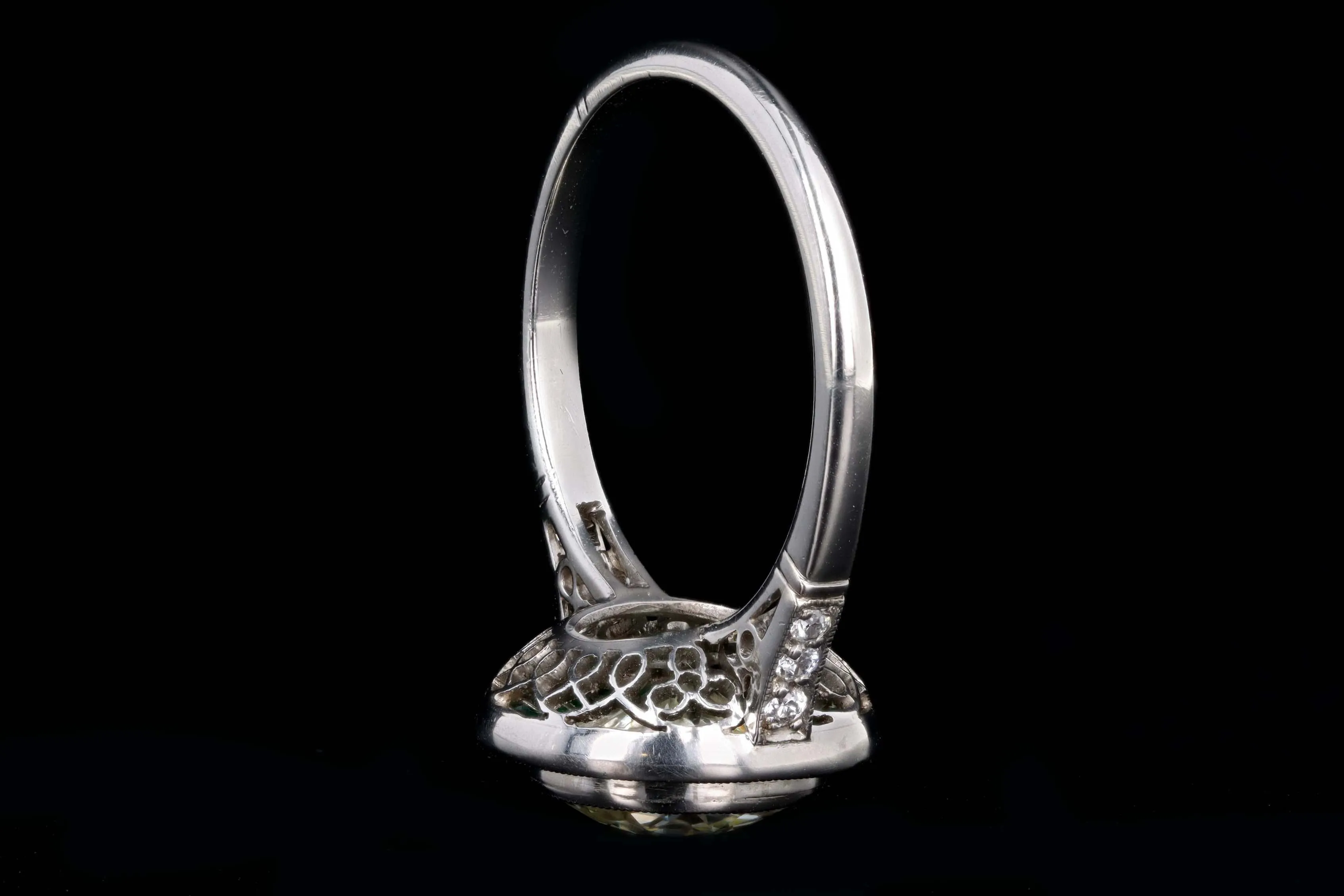 Art Deco Inspired Platinum 2.10 Carat Old European Cut Diamond & Natural Emerald Halo Engagement Ring