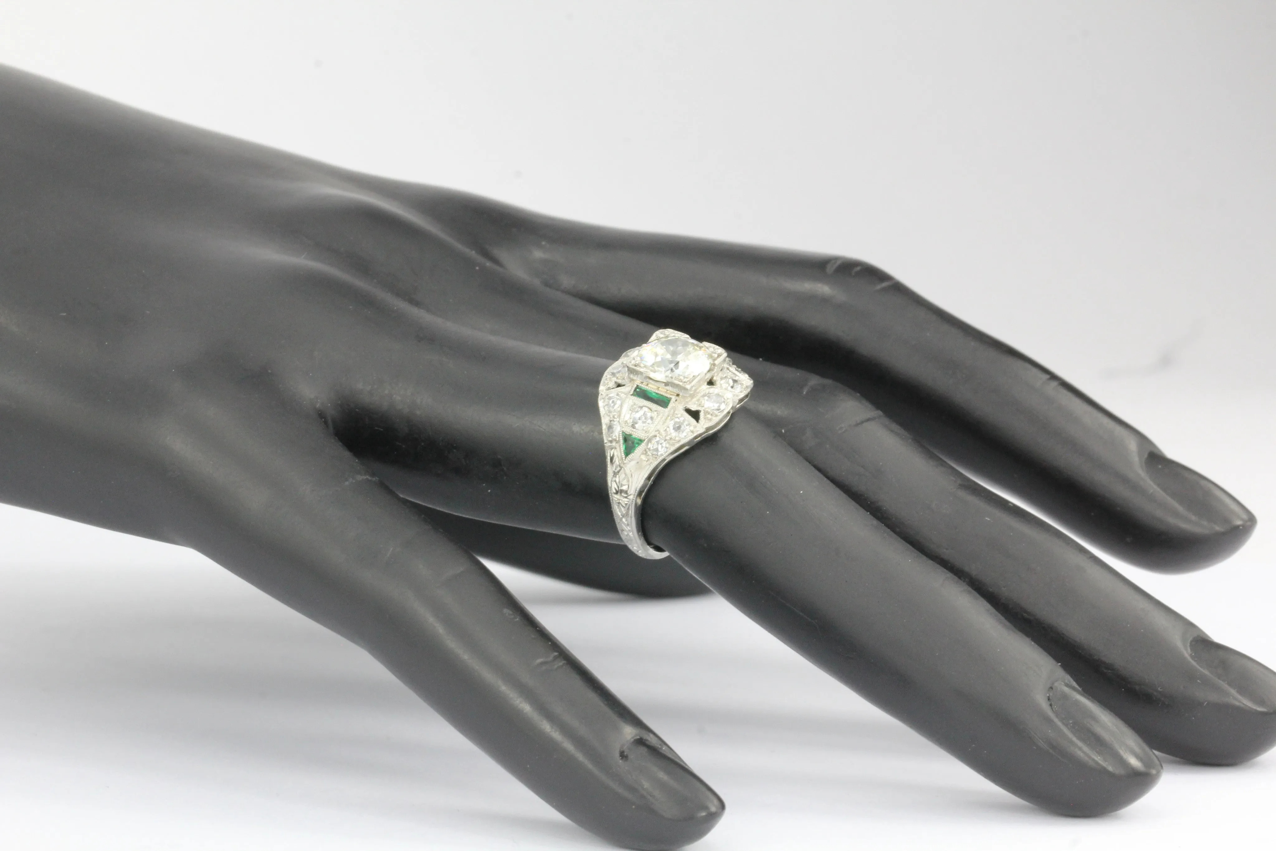 Art Deco Platinum 1.15 Carat Old European Cut Diamond Emerald Engagement Ring