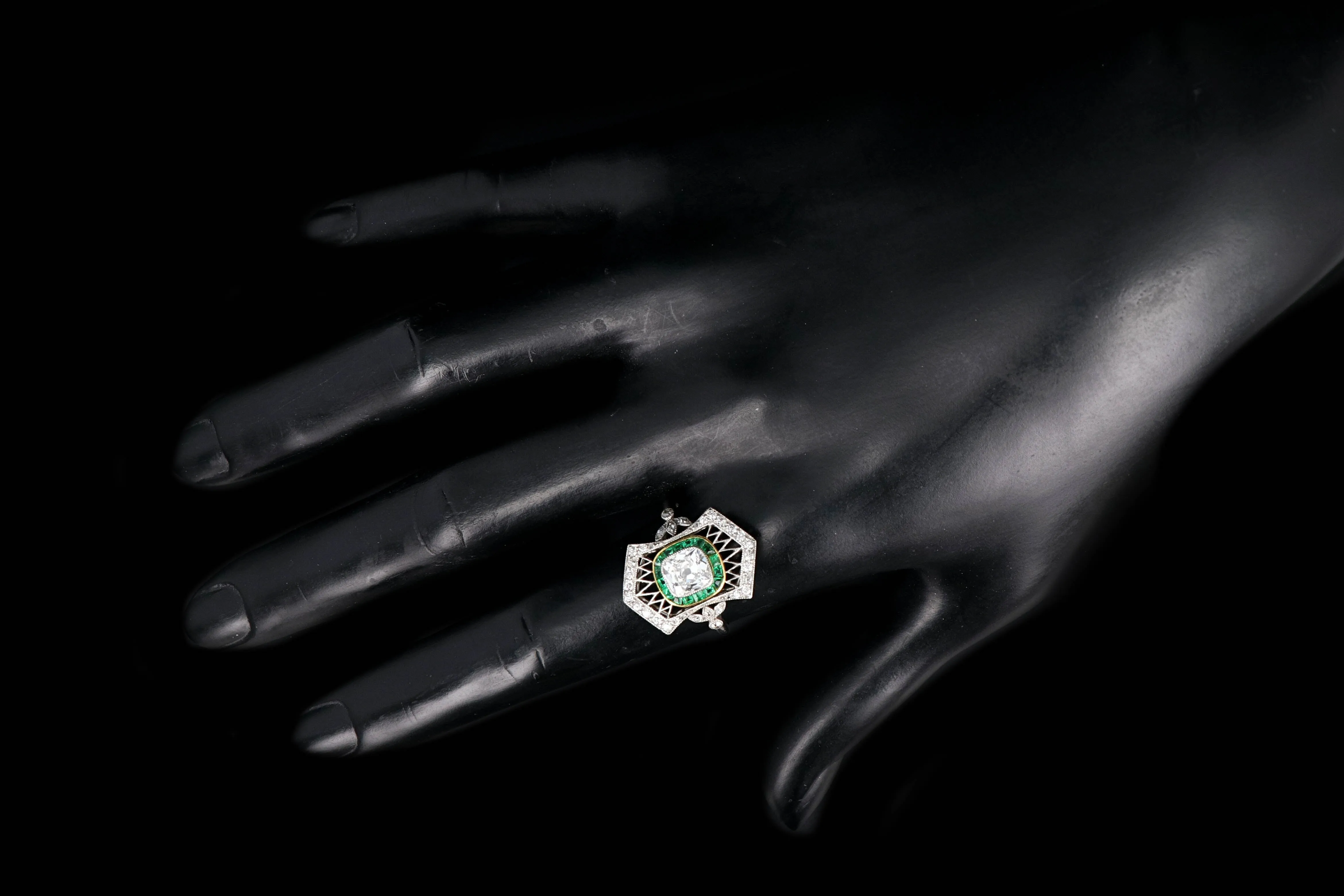Art Deco Platinum 1.28 Carat Old Mine Cut Emerald & Diamond Ring