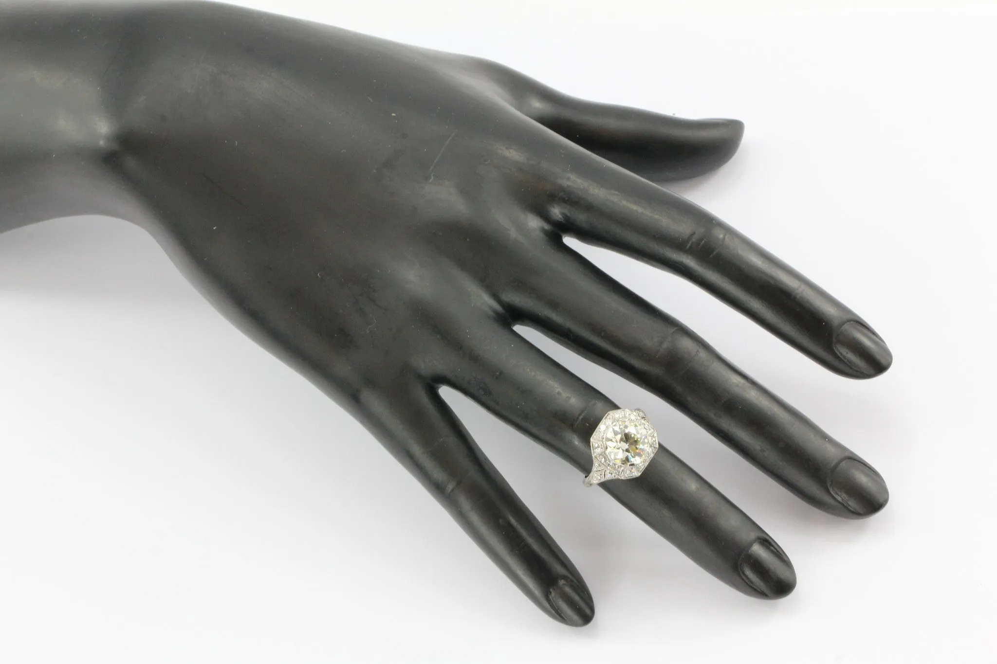 Art Deco Platinum 2.86 Carat Old European Diamond Engagement Ring