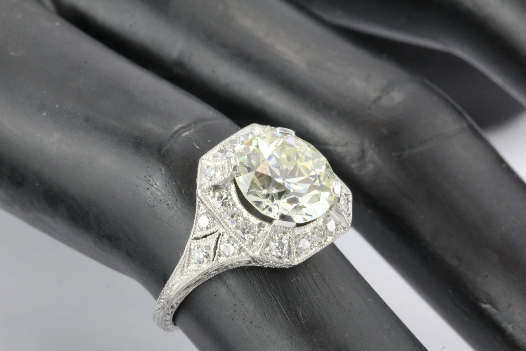 Art Deco Platinum 2.86 Carat Old European Diamond Engagement Ring