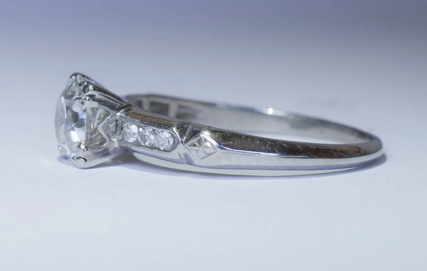 ART DECO PLATINUM OLD EUROPEAN CUT DIAMOND SOLITAIRE WITH ACCENTS