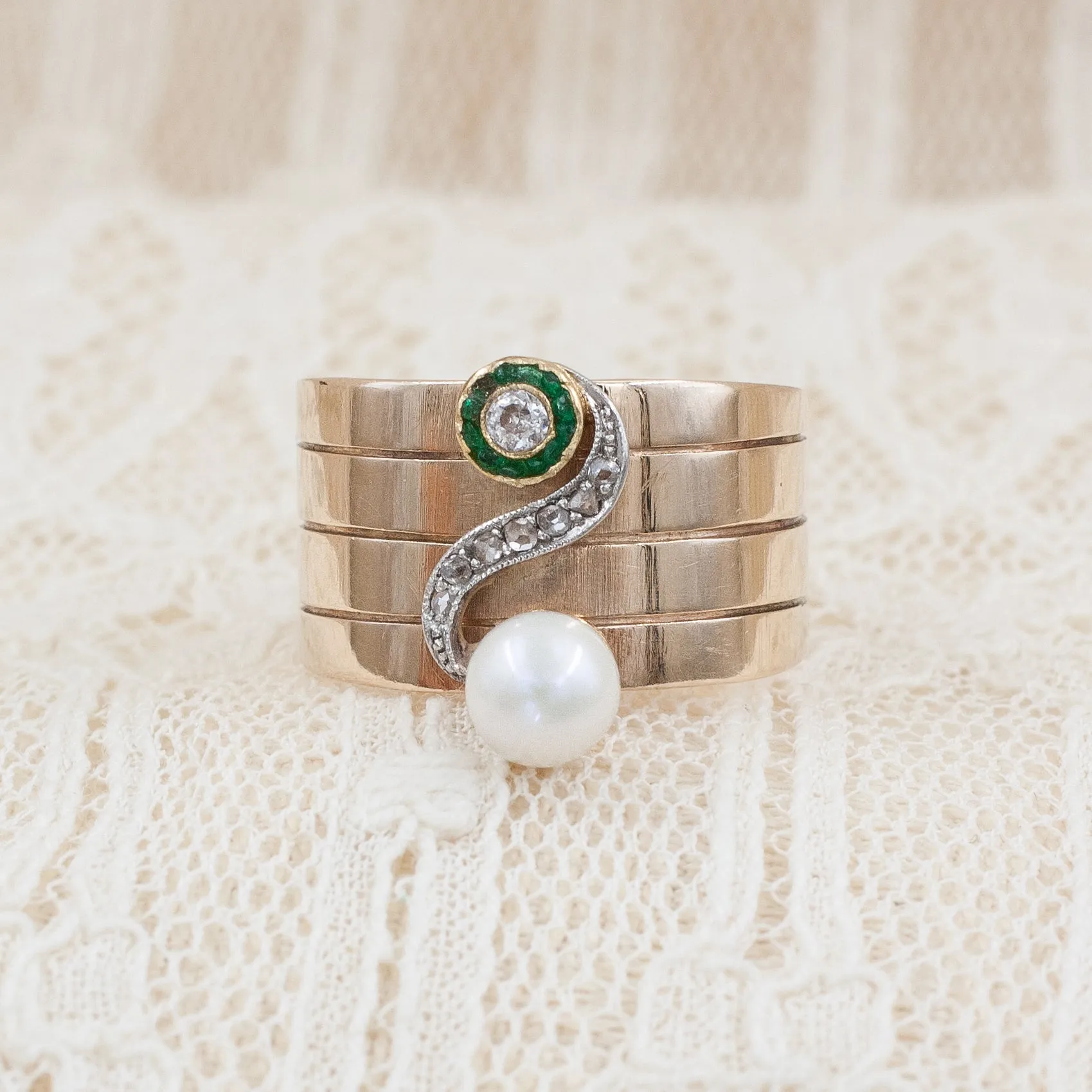 Art Nouveau Question Mark Band c1890