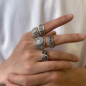 Chic 5 Pieces Antique Silver Tone Embossed Pattern Ring Set