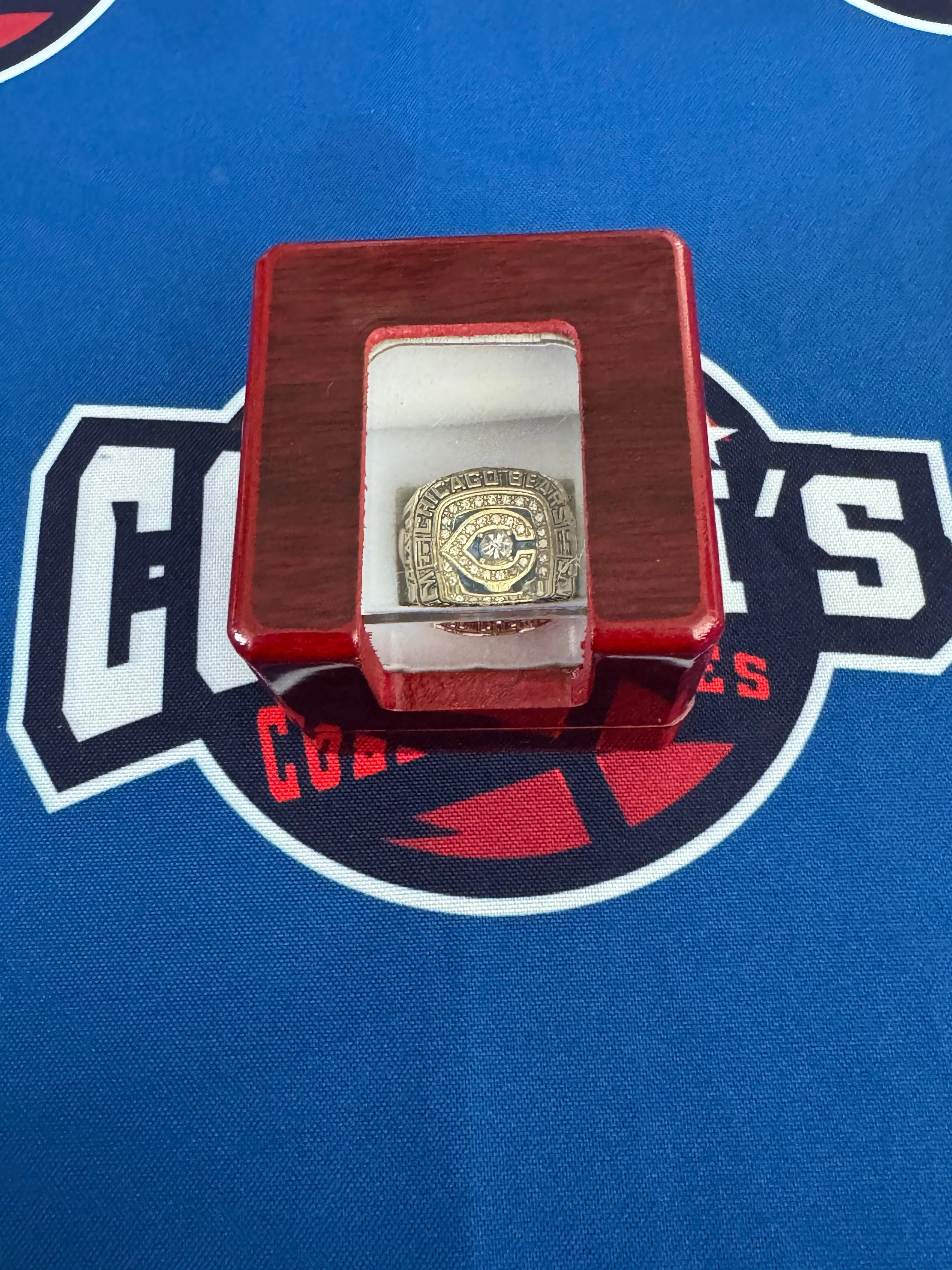 Chicago Bears Replica Super Bowl XX Ring with Display Box