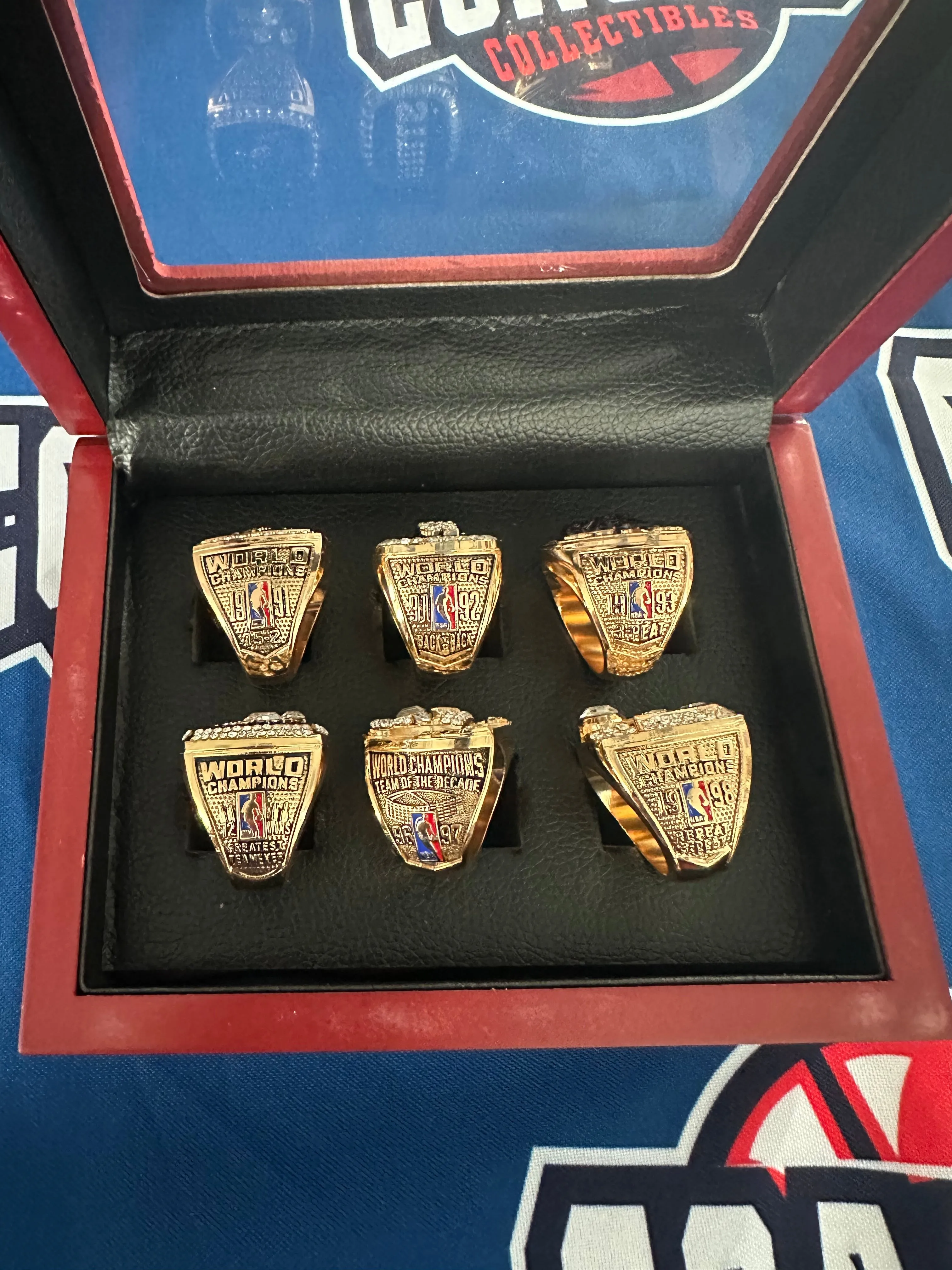 Chicago Bulls 6pc Replica NBA Championship Ring Set w/ Display Box