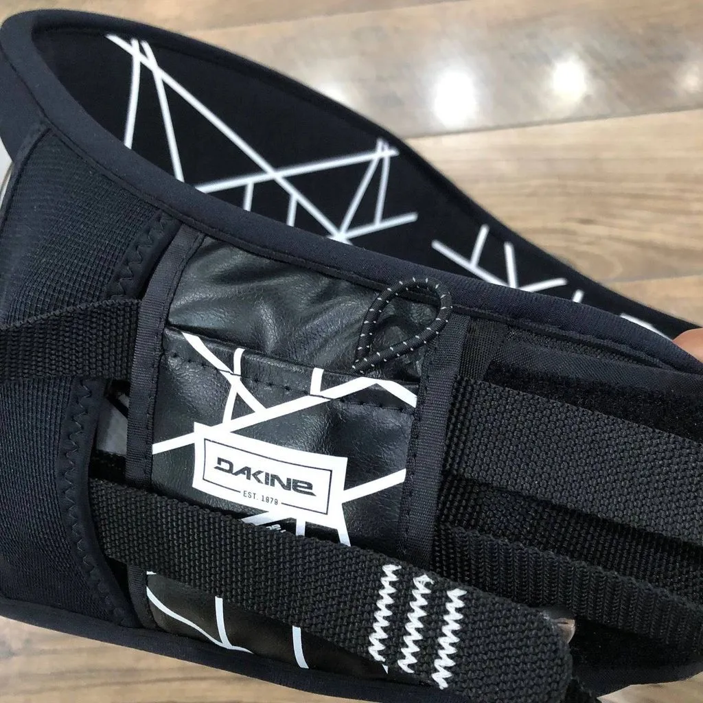 Dakine Renegade Travelight Harness White