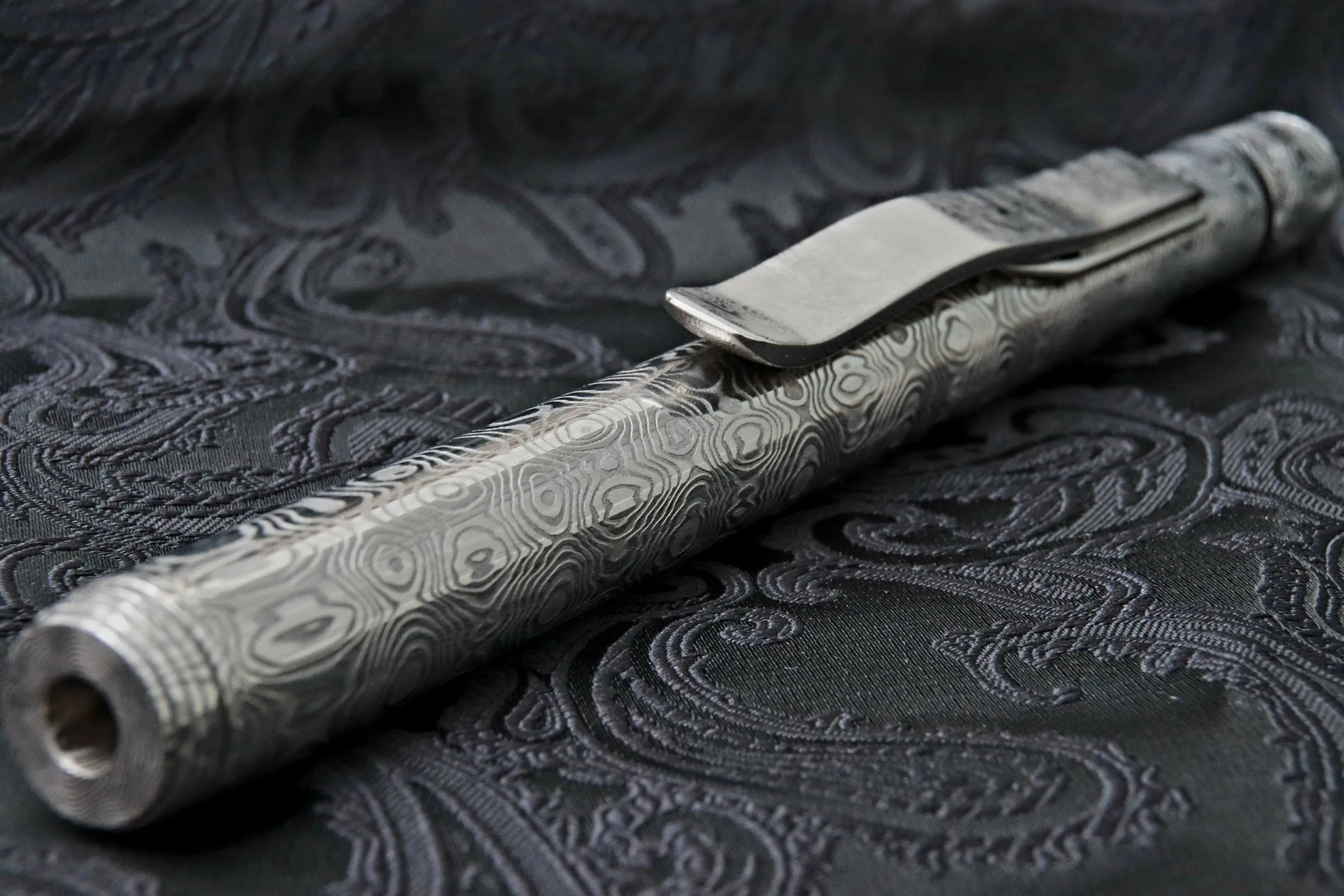 Damsacus pen light, stainless damascus Damasteel flash light