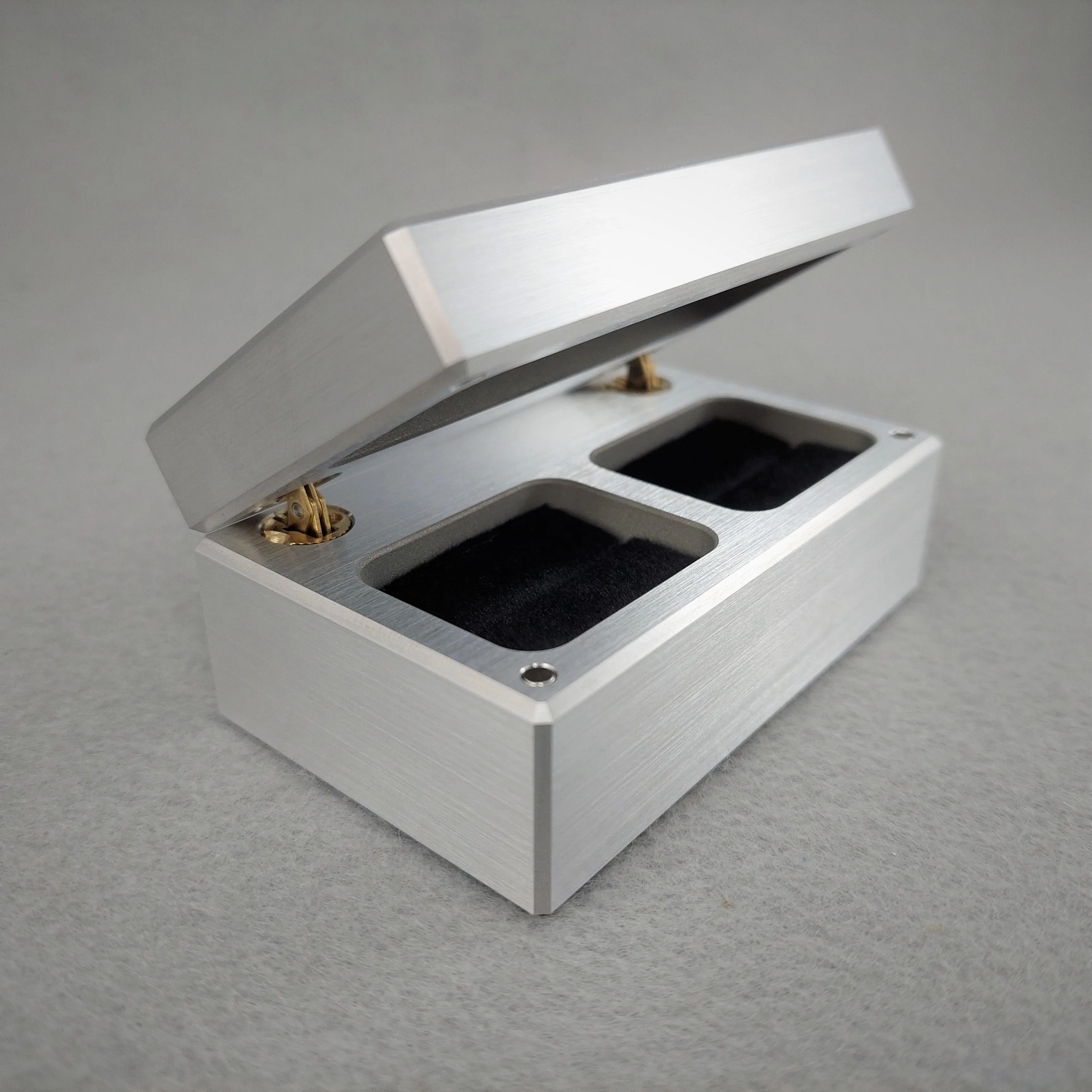 Dual Classic Solid Metal Ring Bearer Box