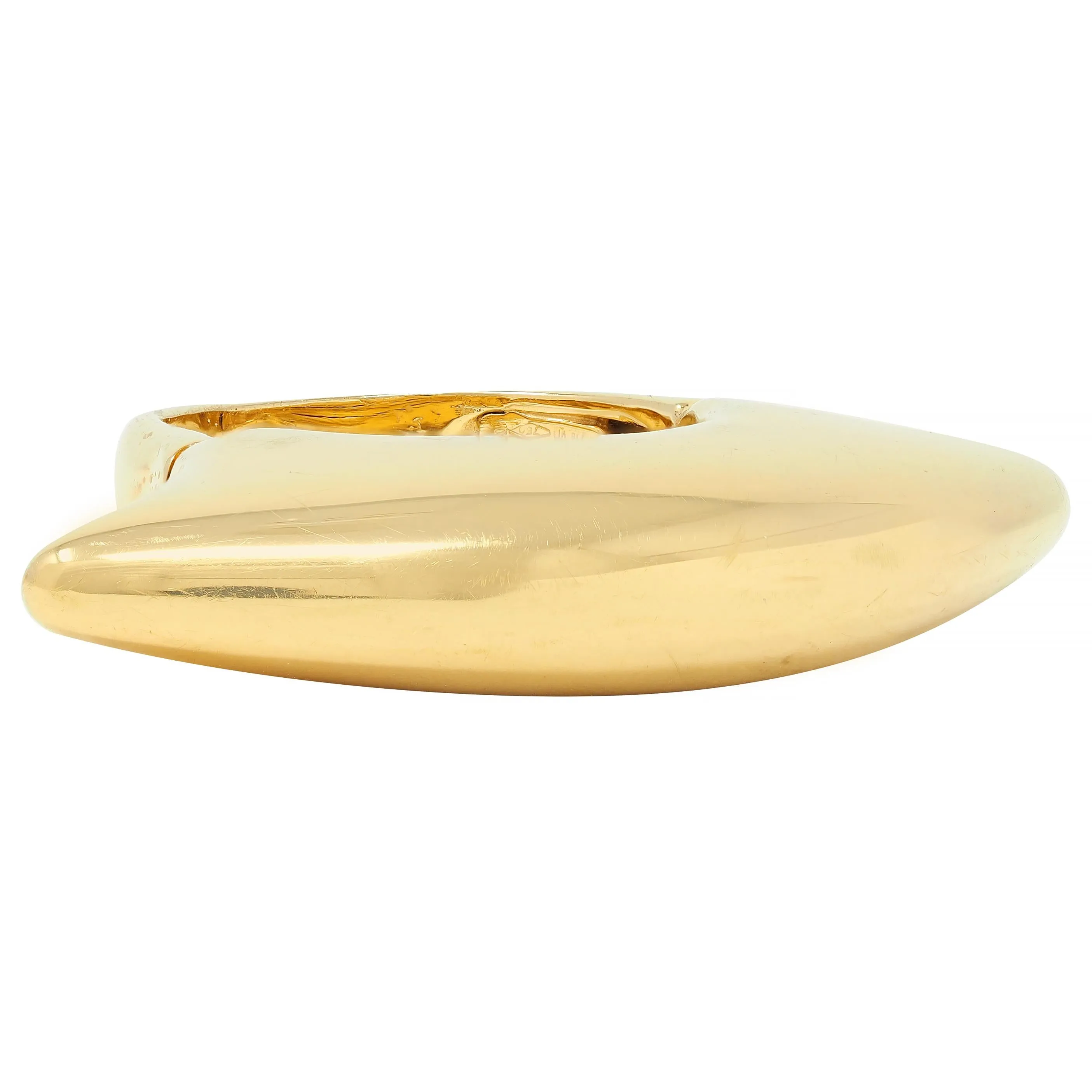 Effedue 1970's 18 Karat Yellow Gold Vintage Domed Bar Ring