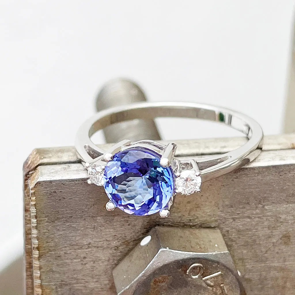 Elegant Round Cut Tanzanite with Perfect Accents Diamond Ring