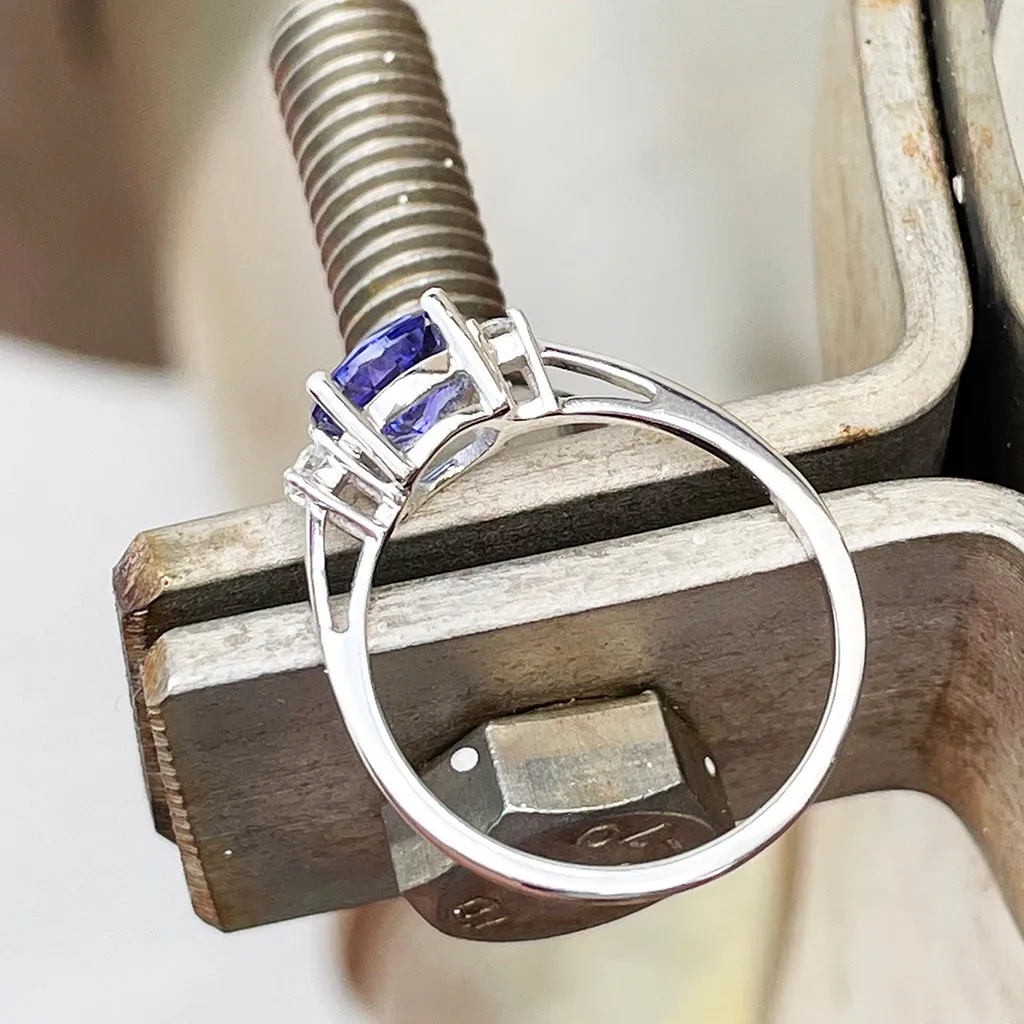 Elegant Round Cut Tanzanite with Perfect Accents Diamond Ring