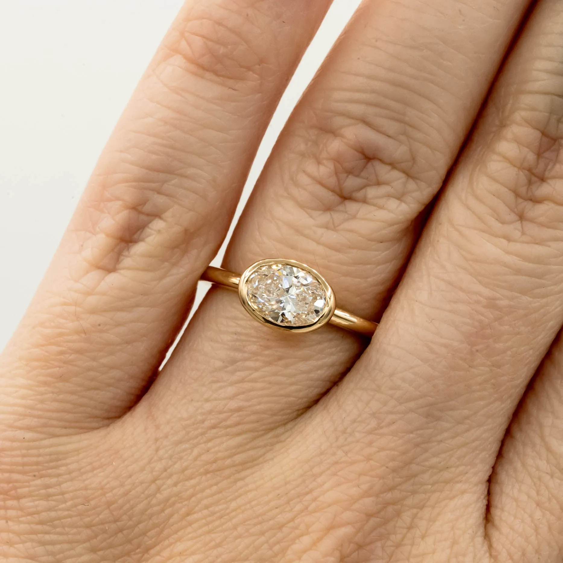 Elm Engagement Ring | 1.04ct Oval Lab-Grown Diamond | 14k Yellow Gold