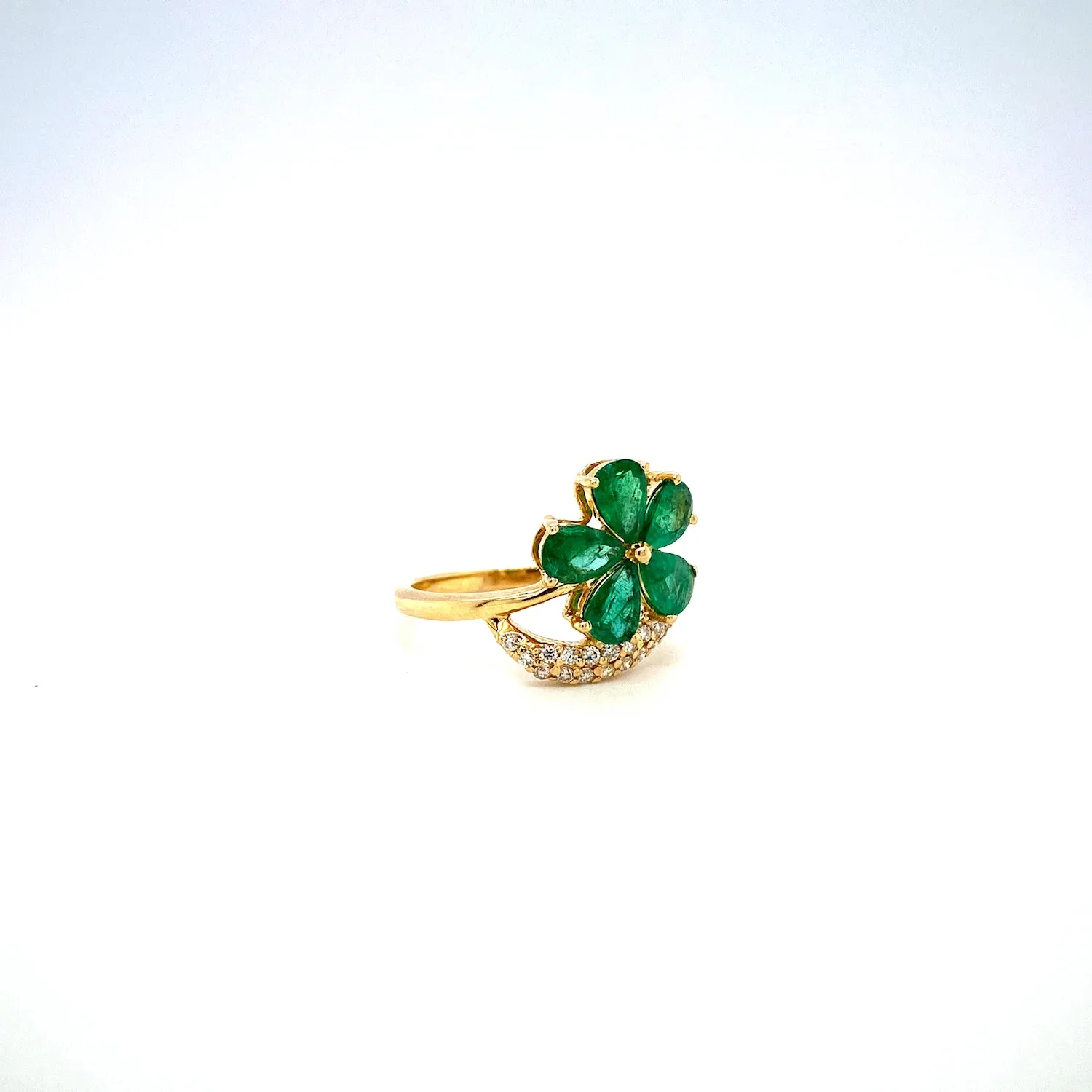 Emerald and Diamond Ring in 14K Yellow Gold - KGR 15209
