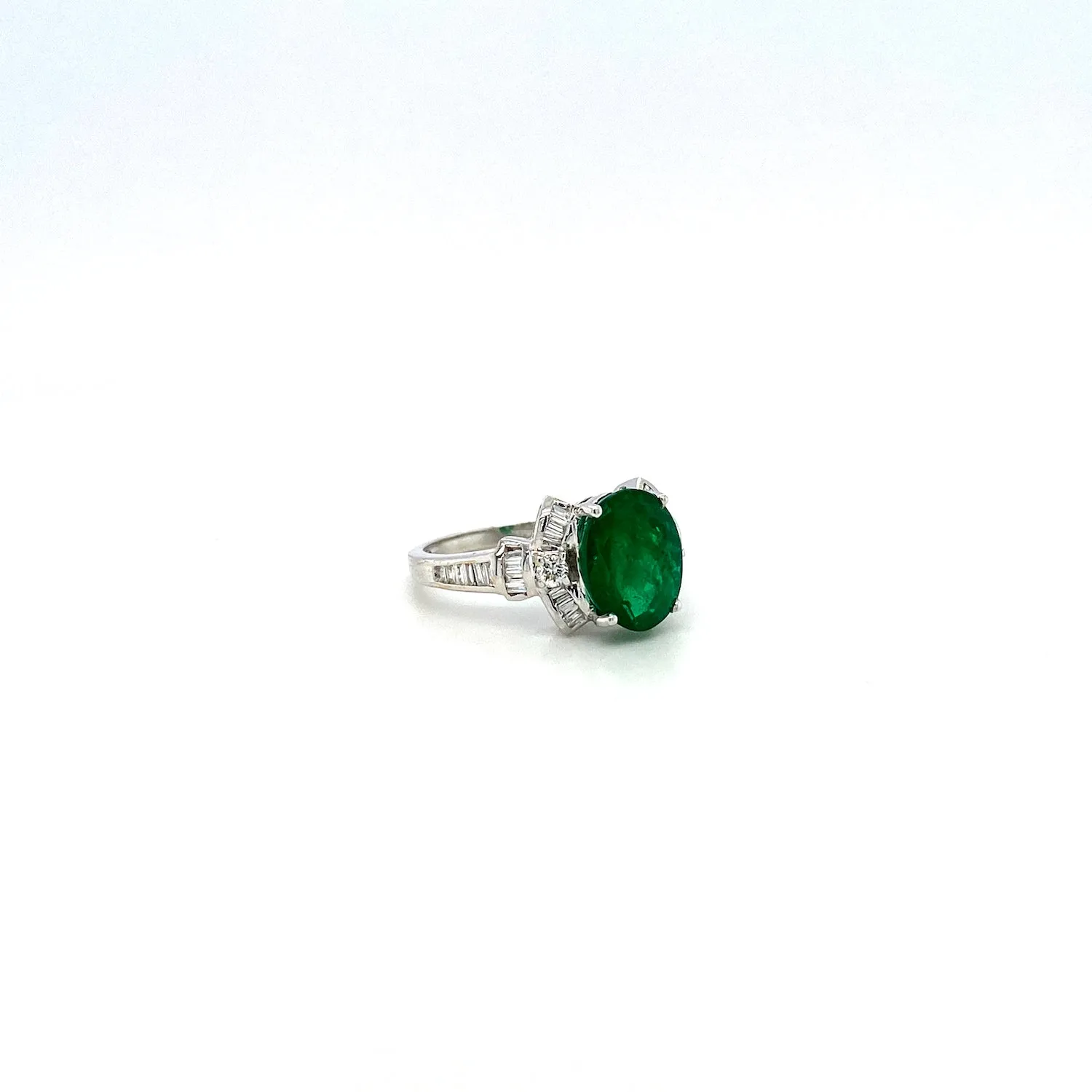 Emerald and Diamond Ring in 18K White Gold - KGR 12792