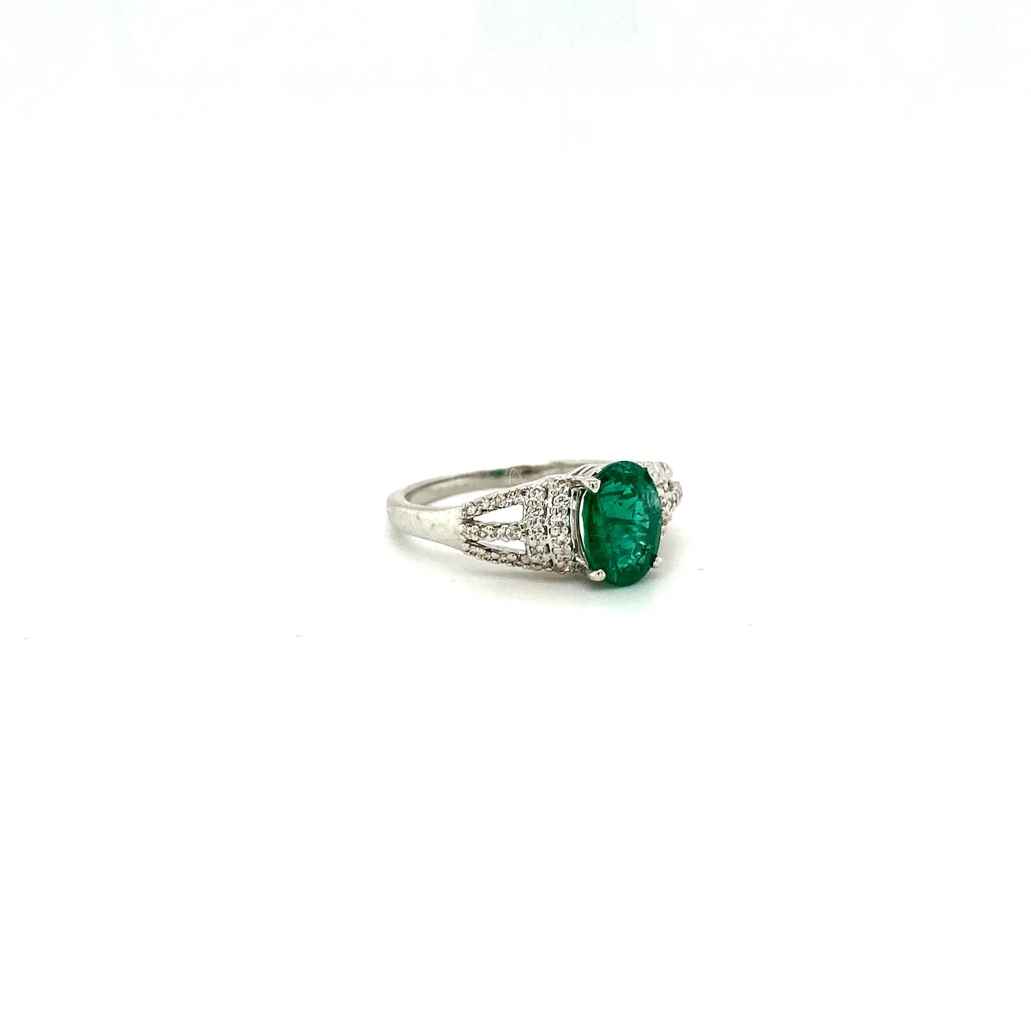 Emerald and Diamond Ring in 18K White Gold - KGR 16052