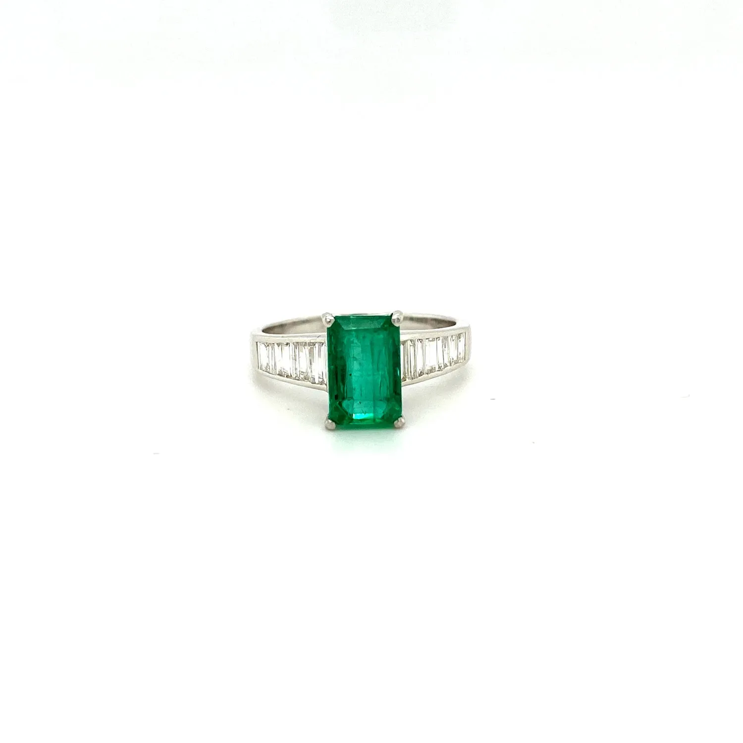 Emerald and Diamond Ring in 18K White Gold - KGR 16352