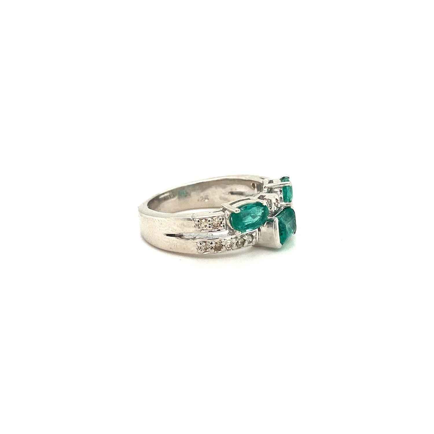 Emerald Ring in .925 Sterling Silver - KSR 13609