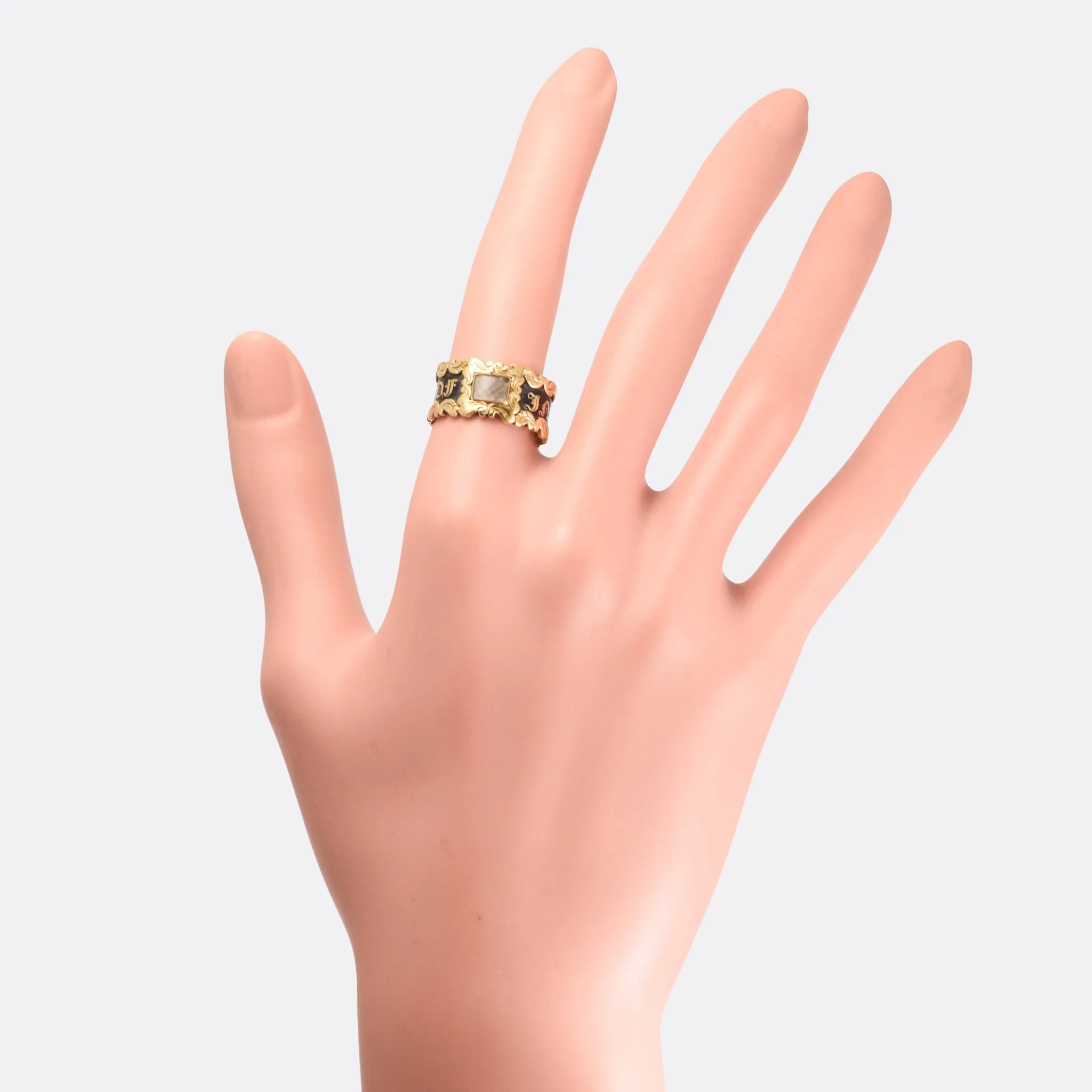 Georgian IN MEMORY OF Locket Memorial Ring