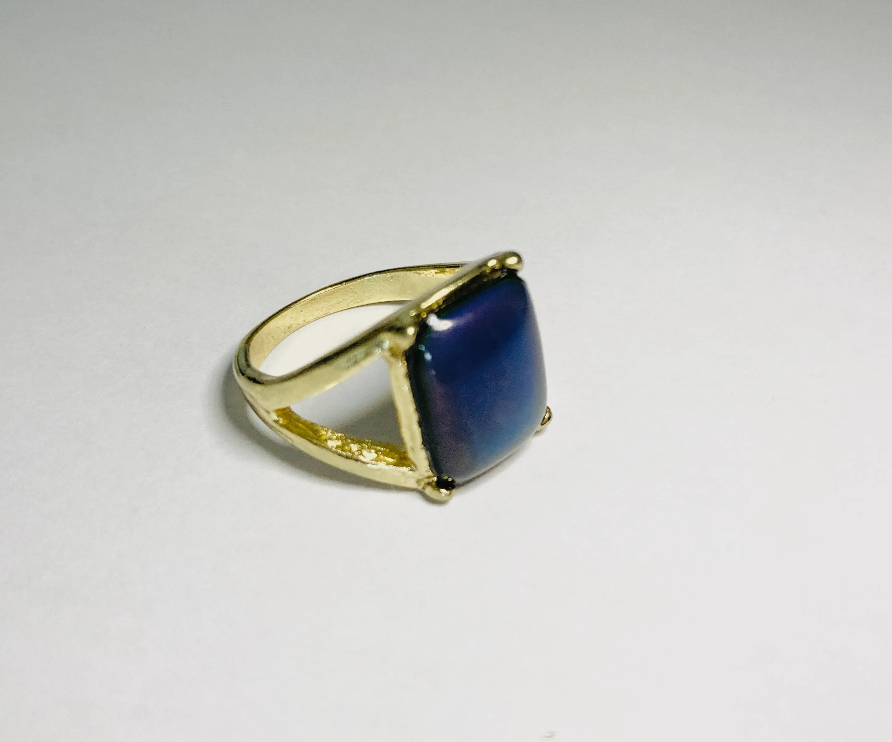 Gold Shade Mood Ring