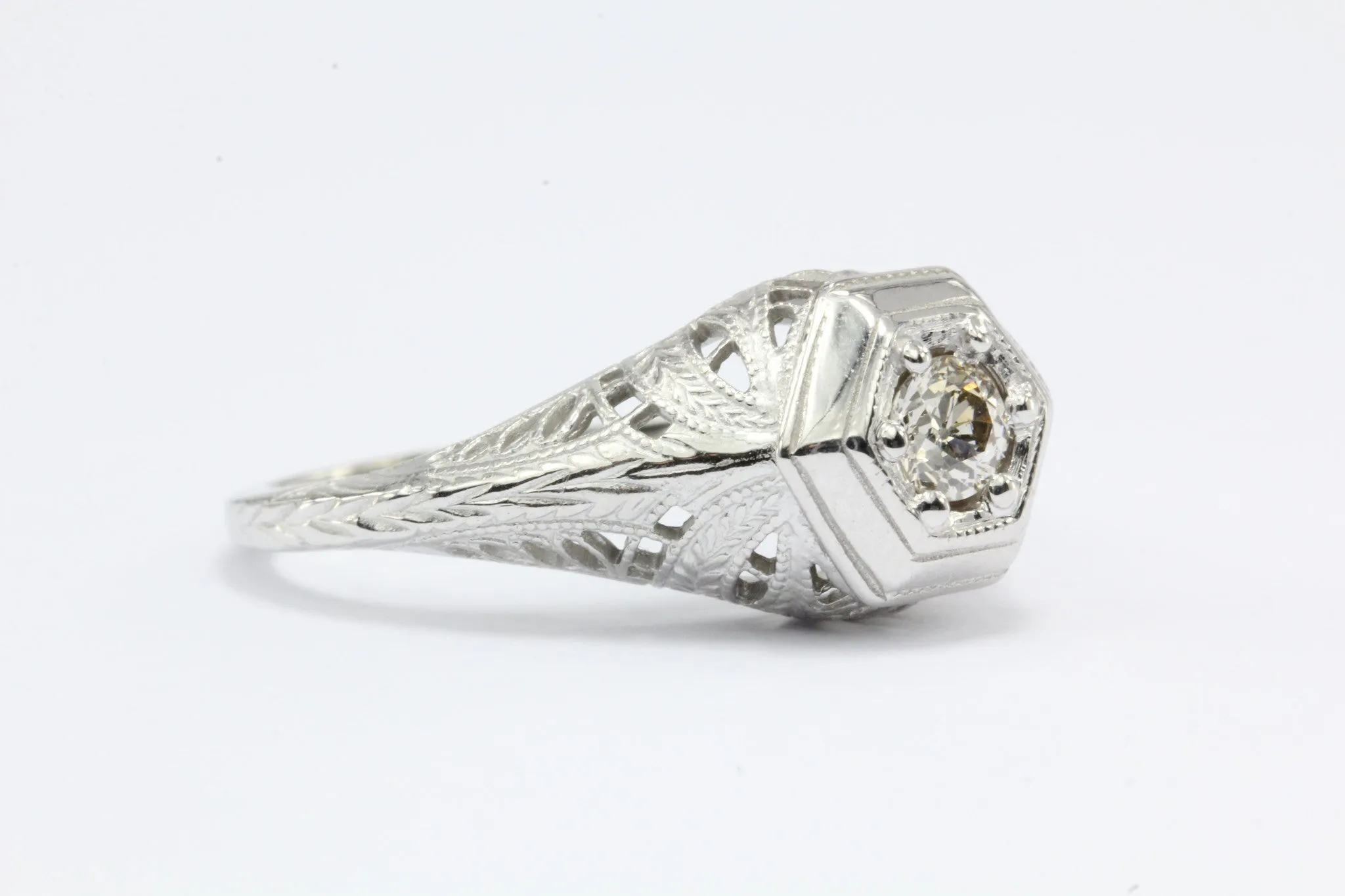 Gorgeous Art Deco 14K White Gold Old European Cut Diamond Engagement Ring c.1920