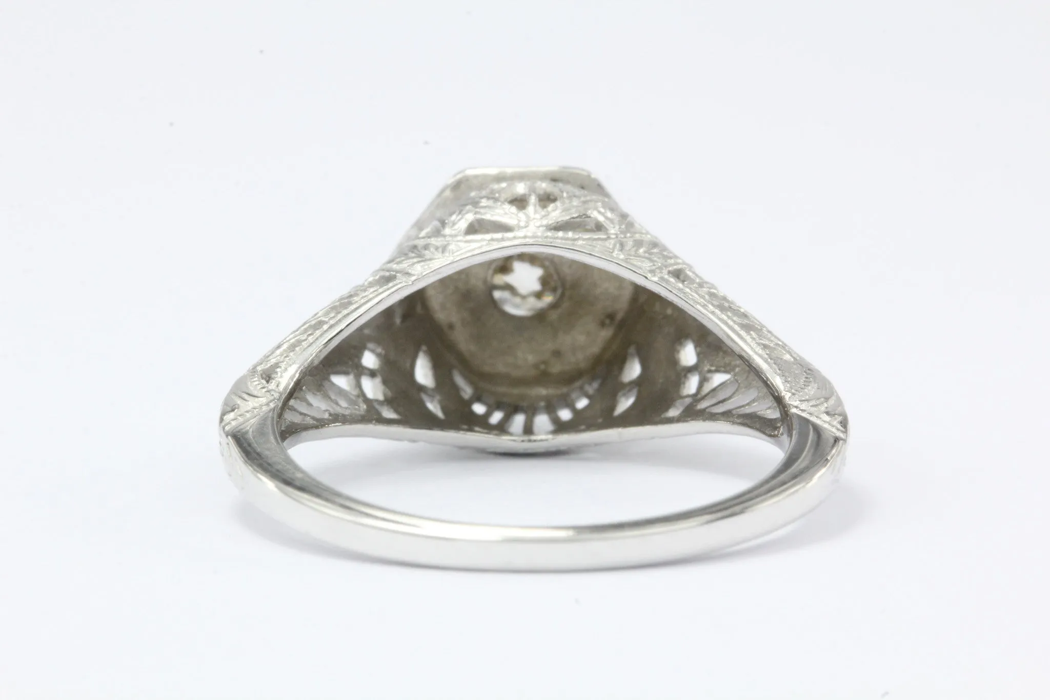 Gorgeous Art Deco 14K White Gold Old European Cut Diamond Engagement Ring c.1920