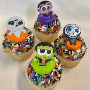 Halloween Cupcake: Classic Monster Character Rings