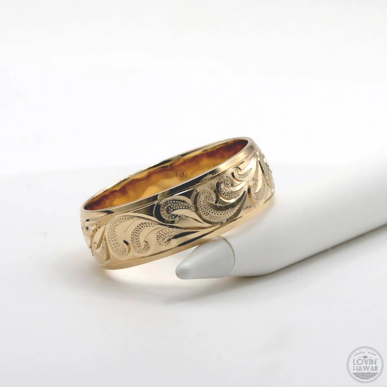 Hawaii Customizable Gold Ring With Name, Hand Engraved Design (8mm Width, Dome Style)