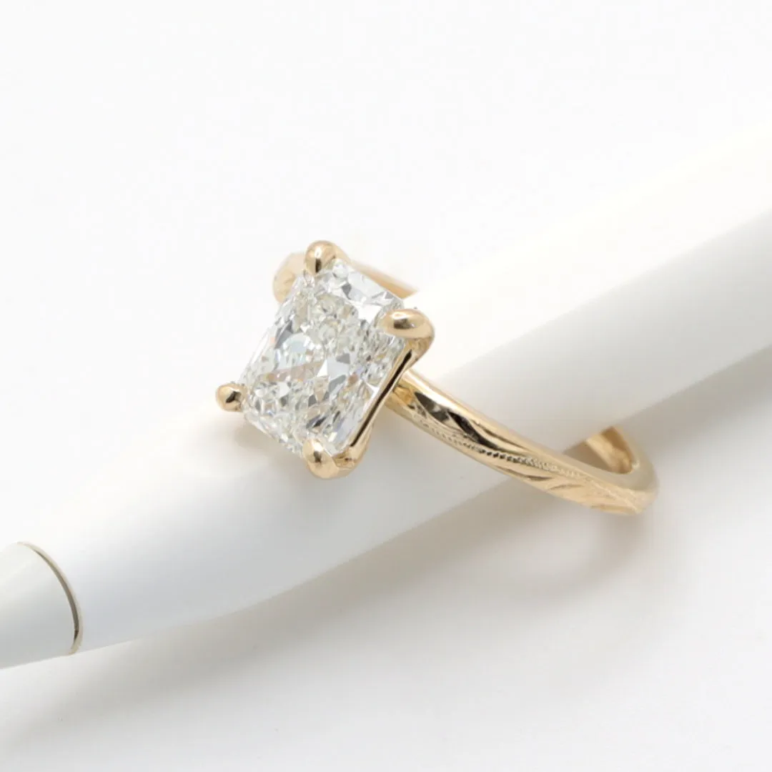Hawaiian engagement ring, Lab grown diamond, Engraved with Hawaiian design (2mm width band)