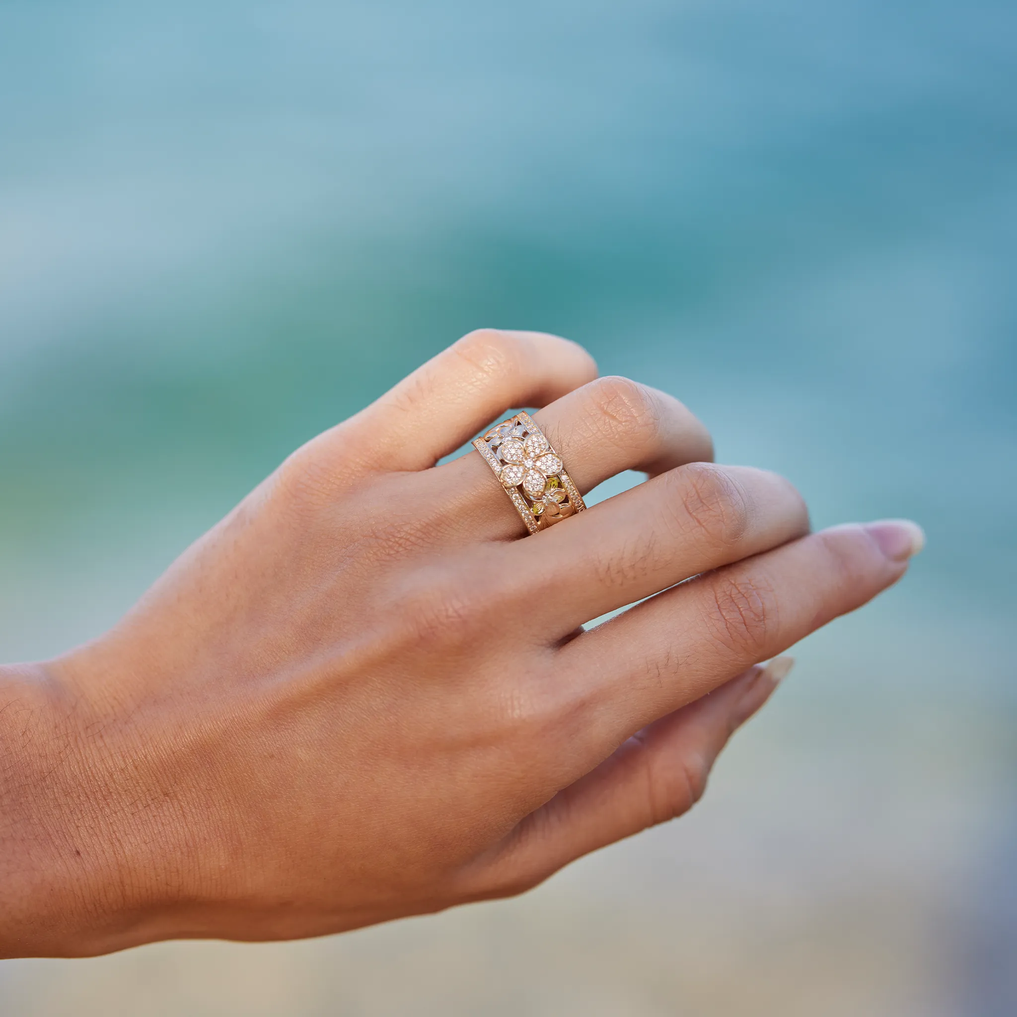 Hawaiian Heirloom Plumeria Engagement Ring in Gold with Diamonds - 10mm