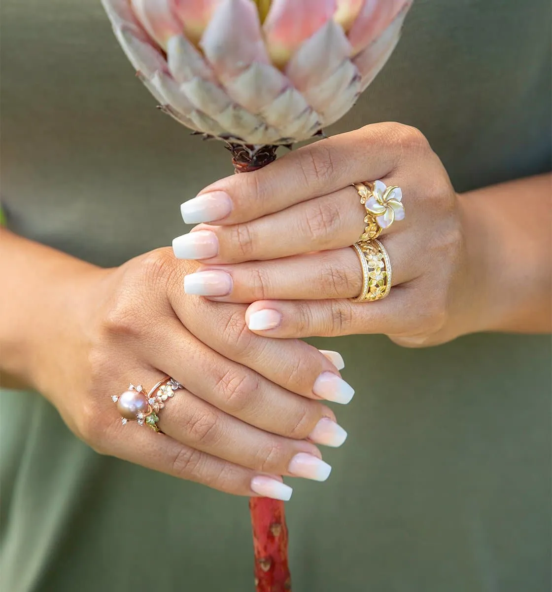 Hawaiian Heirloom Plumeria Ring in Gold with Diamonds - 10mm