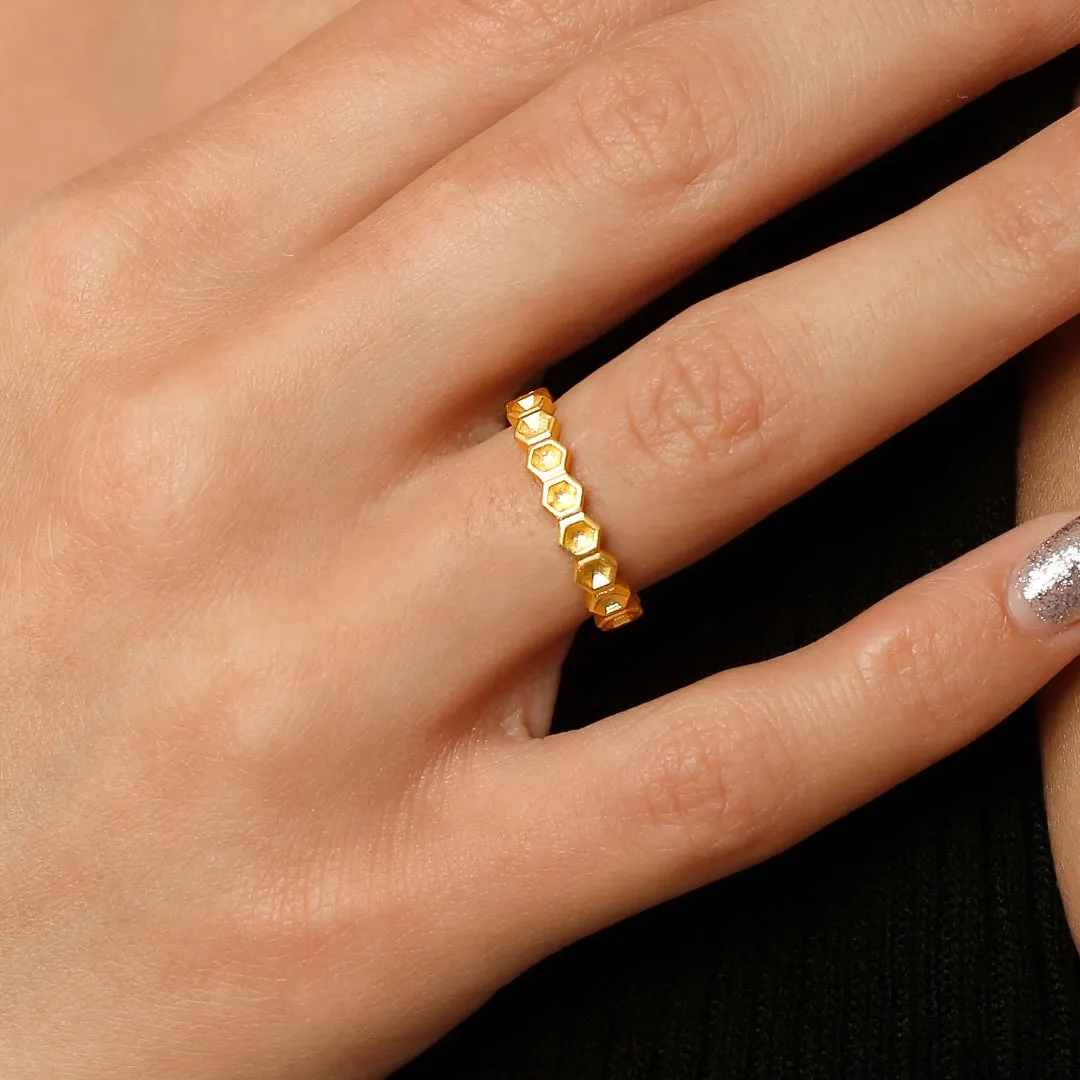 Honeycomb Ring Life With MaK’s Honeycomb Bee Kind Jewelry Collection
