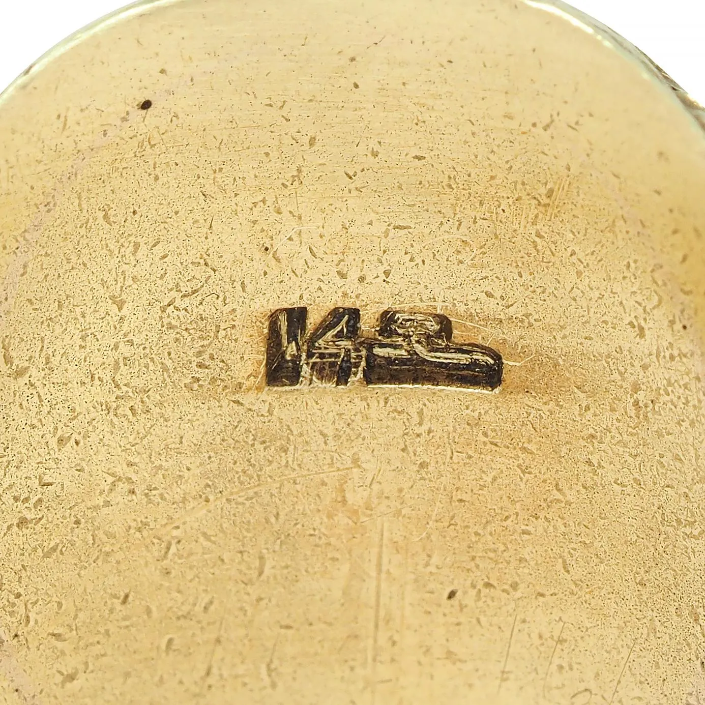Larter & Sons Victorian 14 Karat Gold DuPont Crest Intaglio Antique Signet Ring