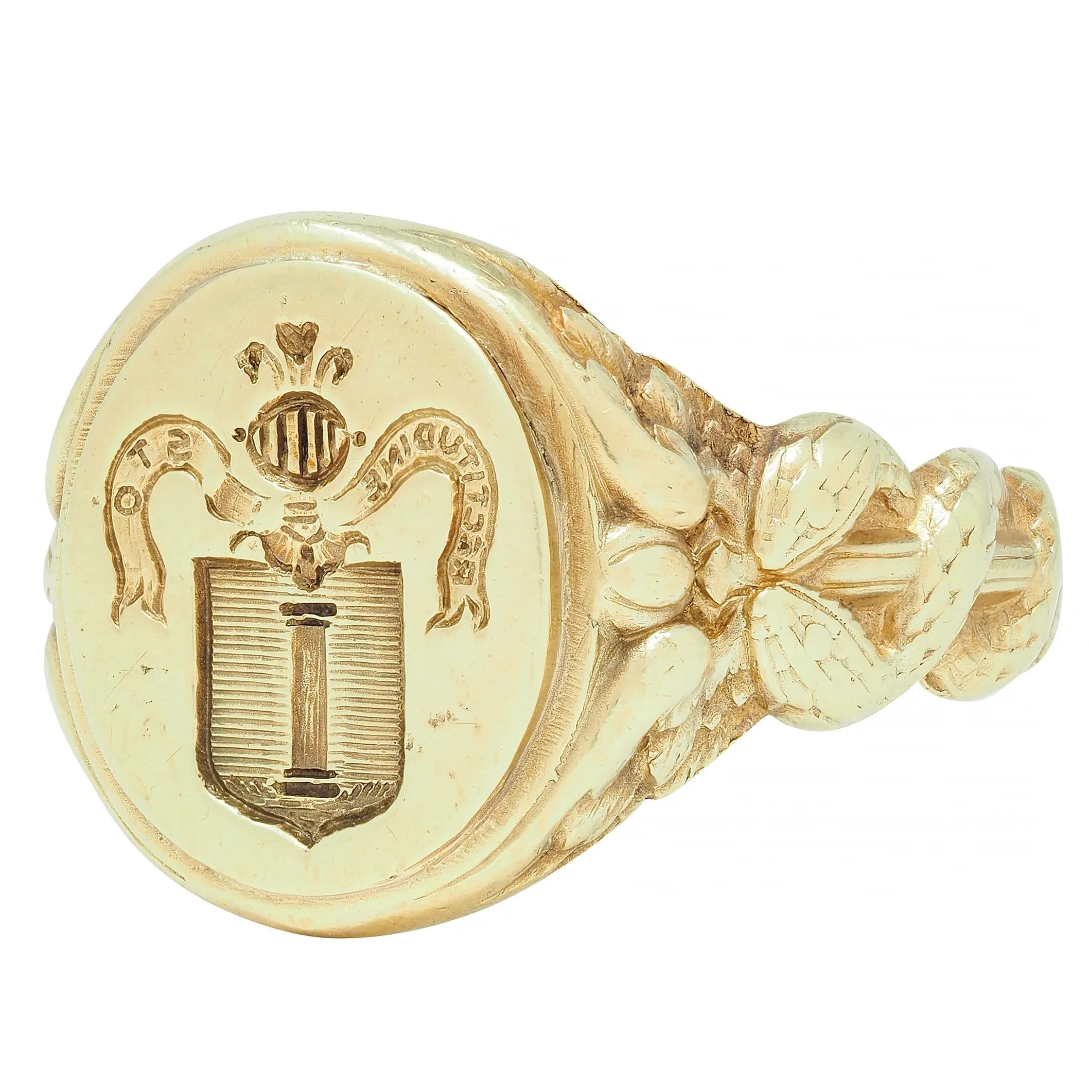 Larter & Sons Victorian 14 Karat Gold DuPont Crest Intaglio Antique Signet Ring