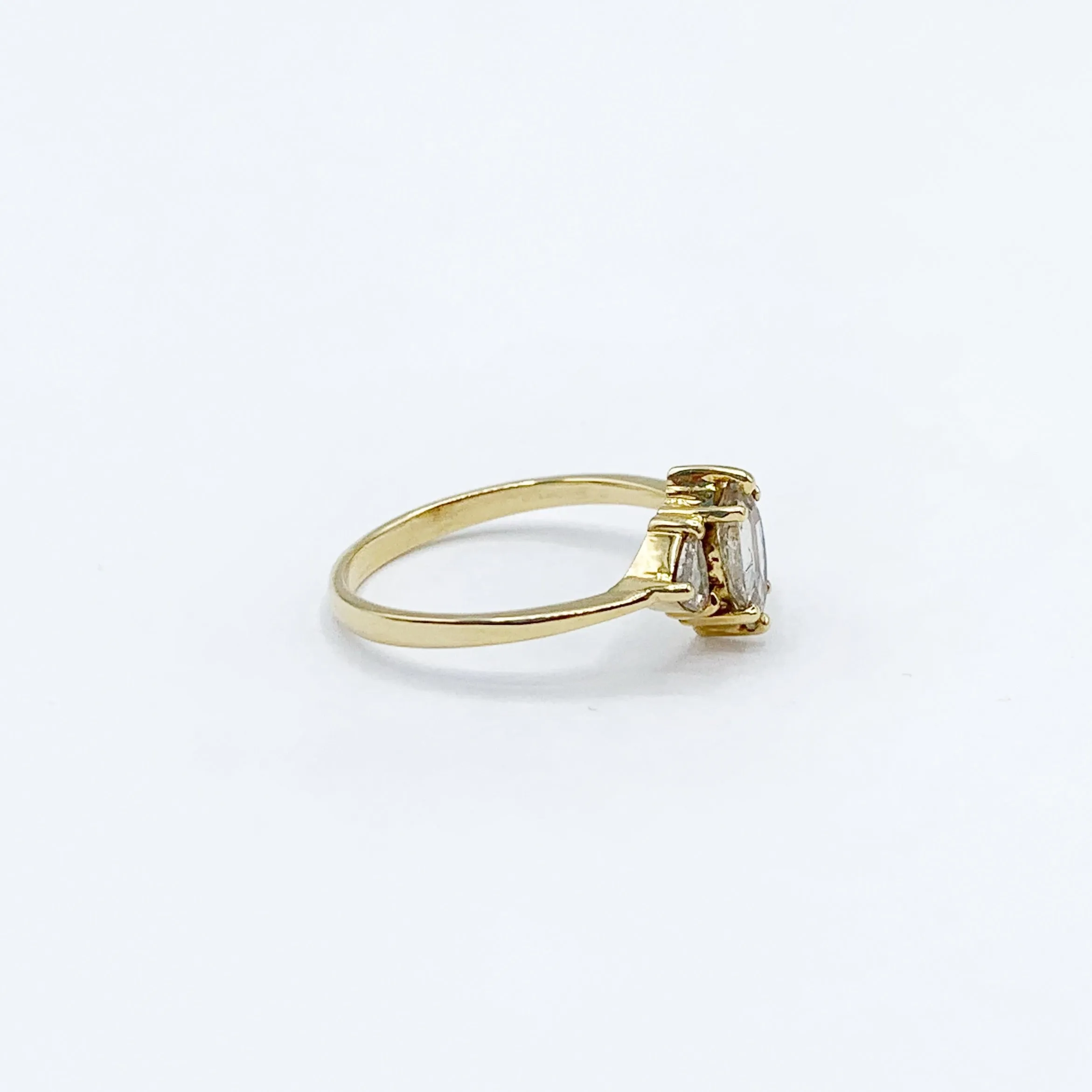 Lighted Marquis and Triangle Diamonds on a Golden Band