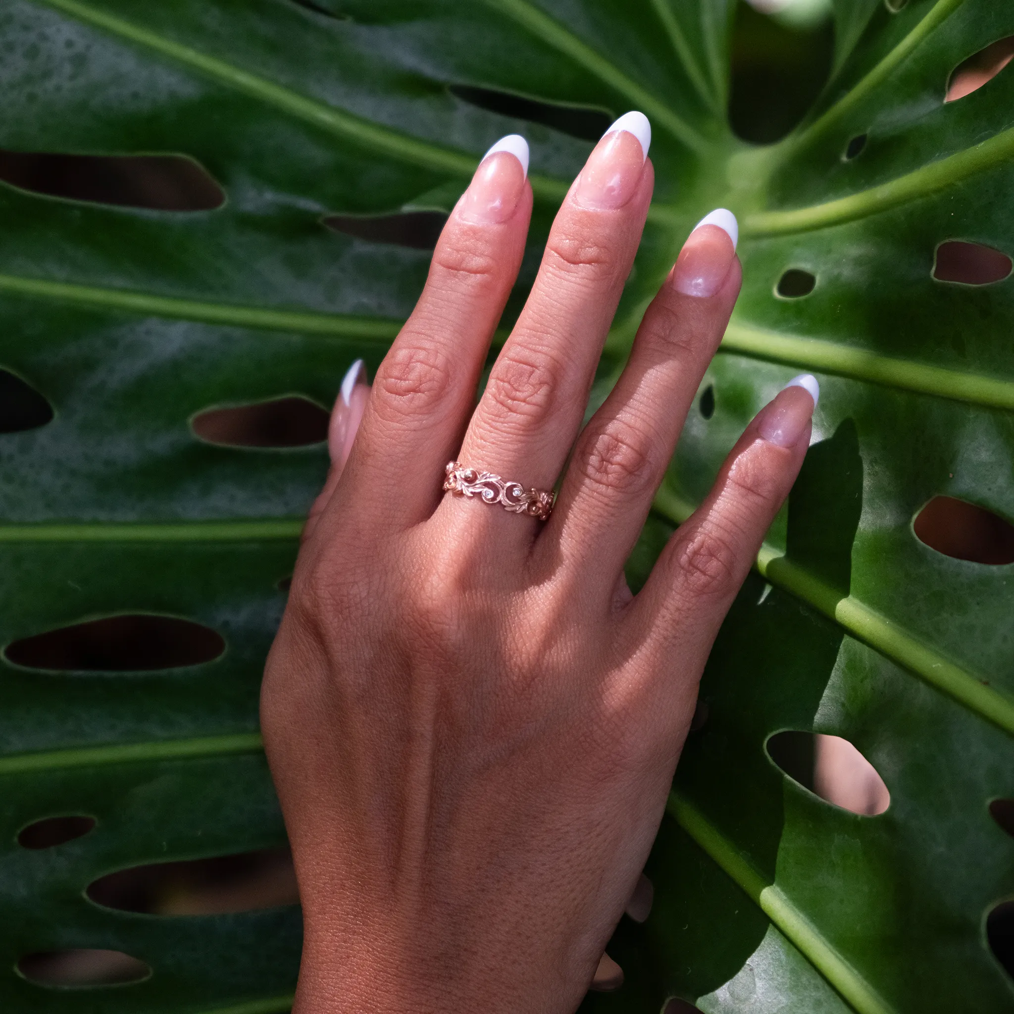 Living Heirloom Ring in Rose Gold with Diamonds - 8mm